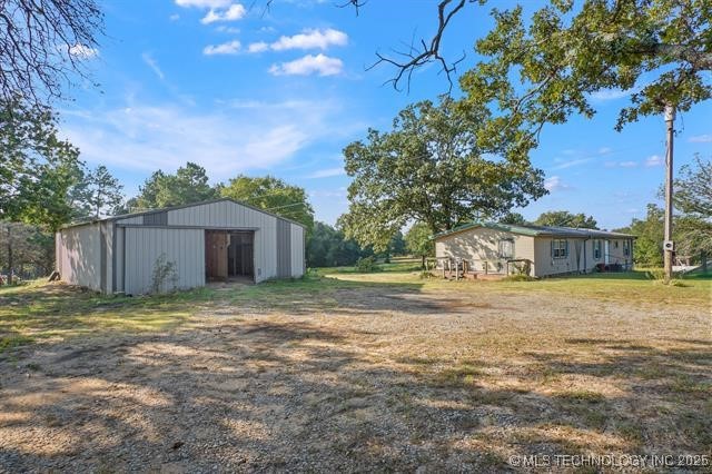 9275 Hedge Road Property Photo 1