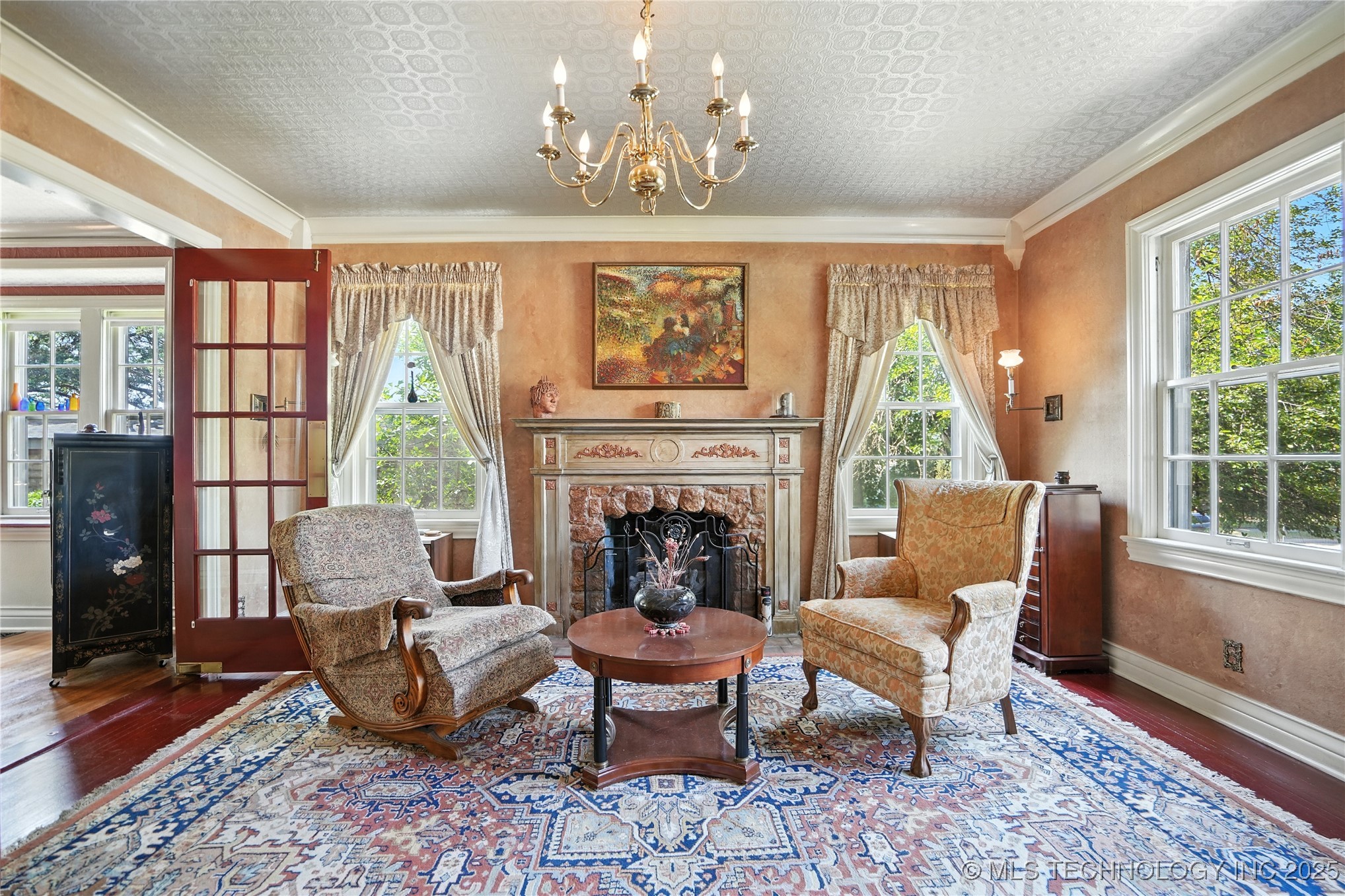 640 W 14th Street Property Photo 11