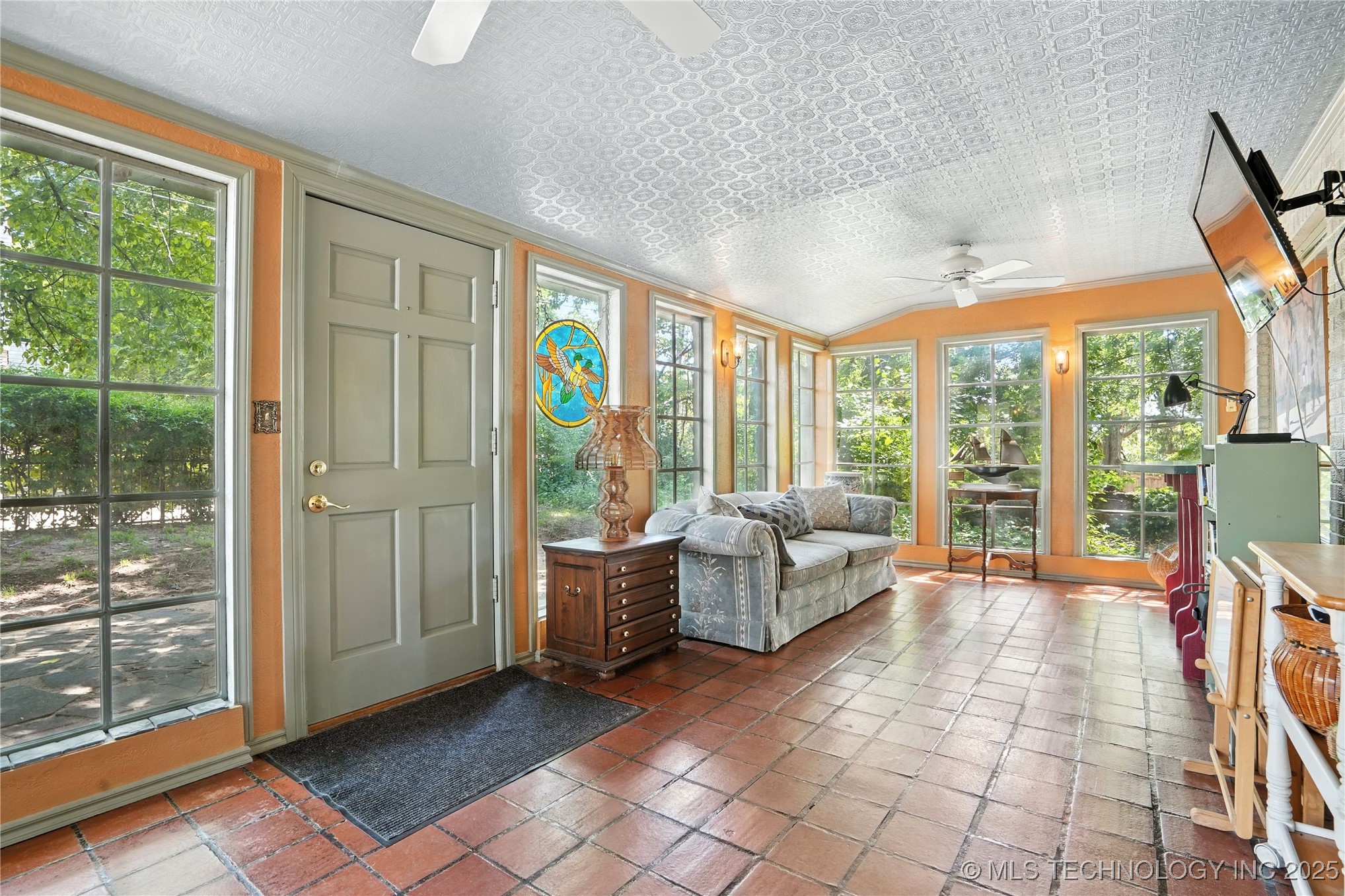 640 W 14th Street Property Photo 16