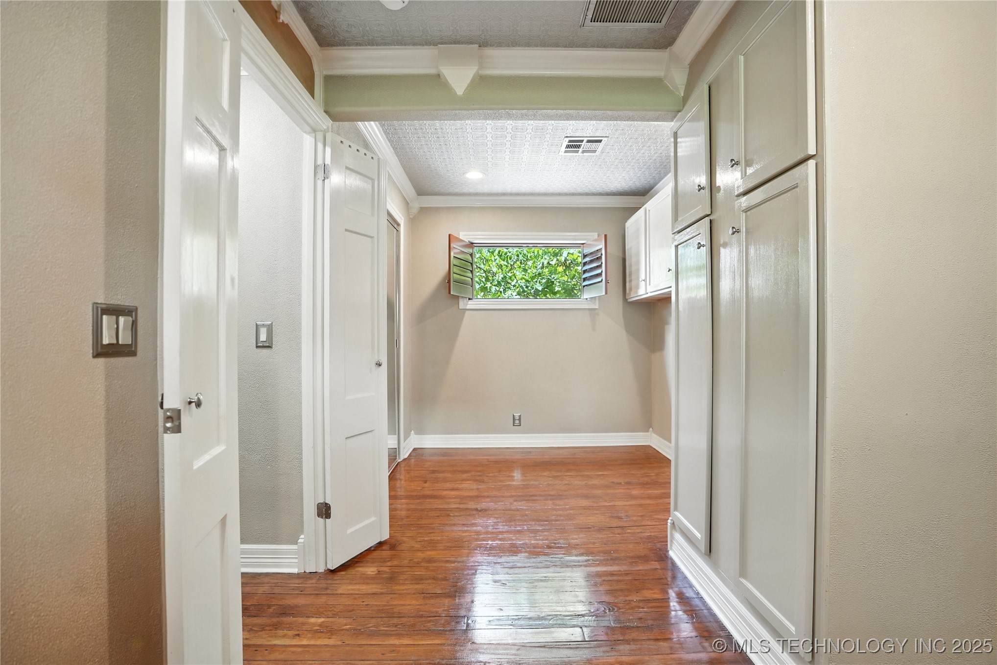 640 W 14th Street Property Photo 64