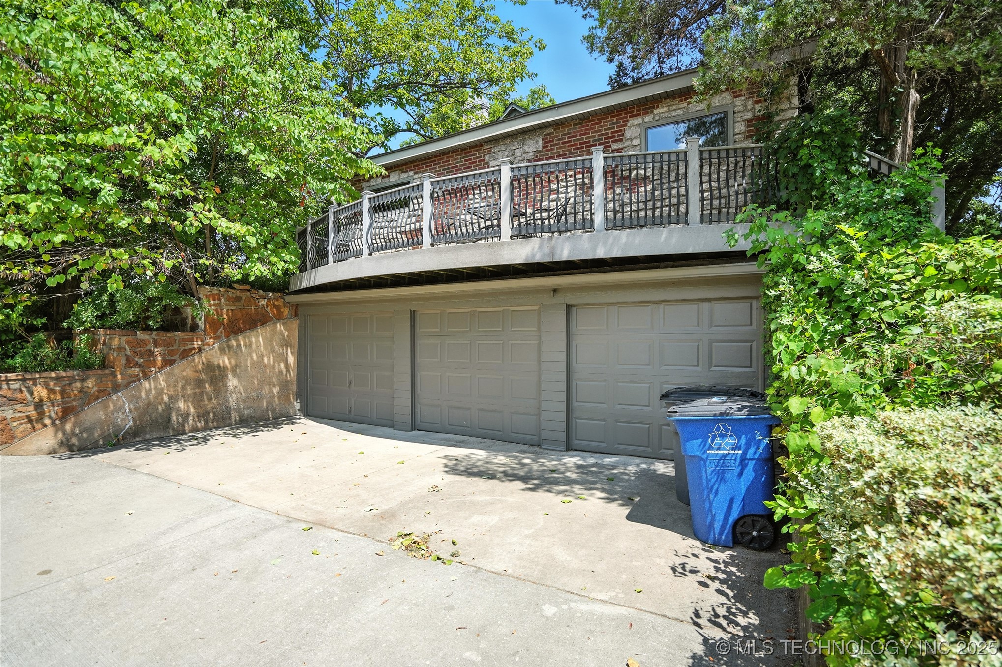 640 W 14th Street Property Photo 75