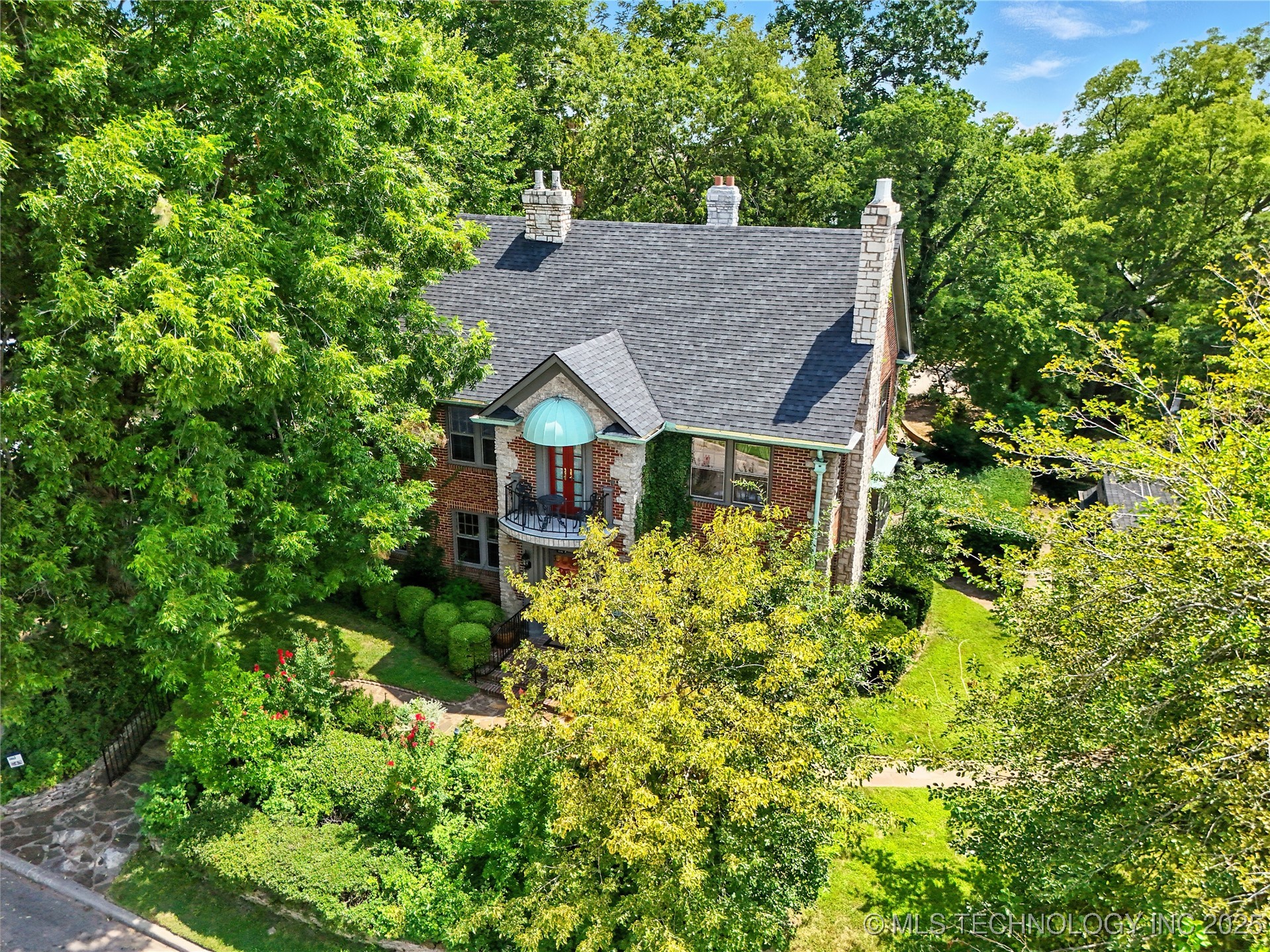 640 W 14th Street Property Photo 77