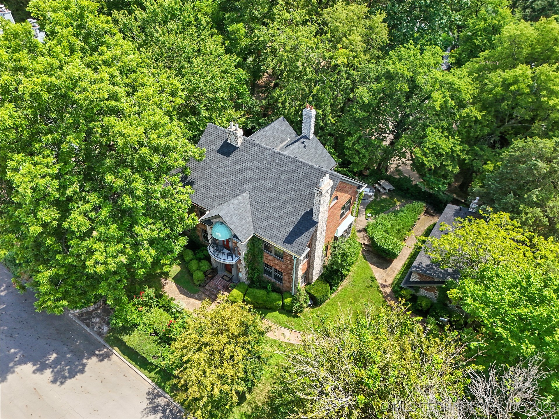 640 W 14th Street Property Photo 78