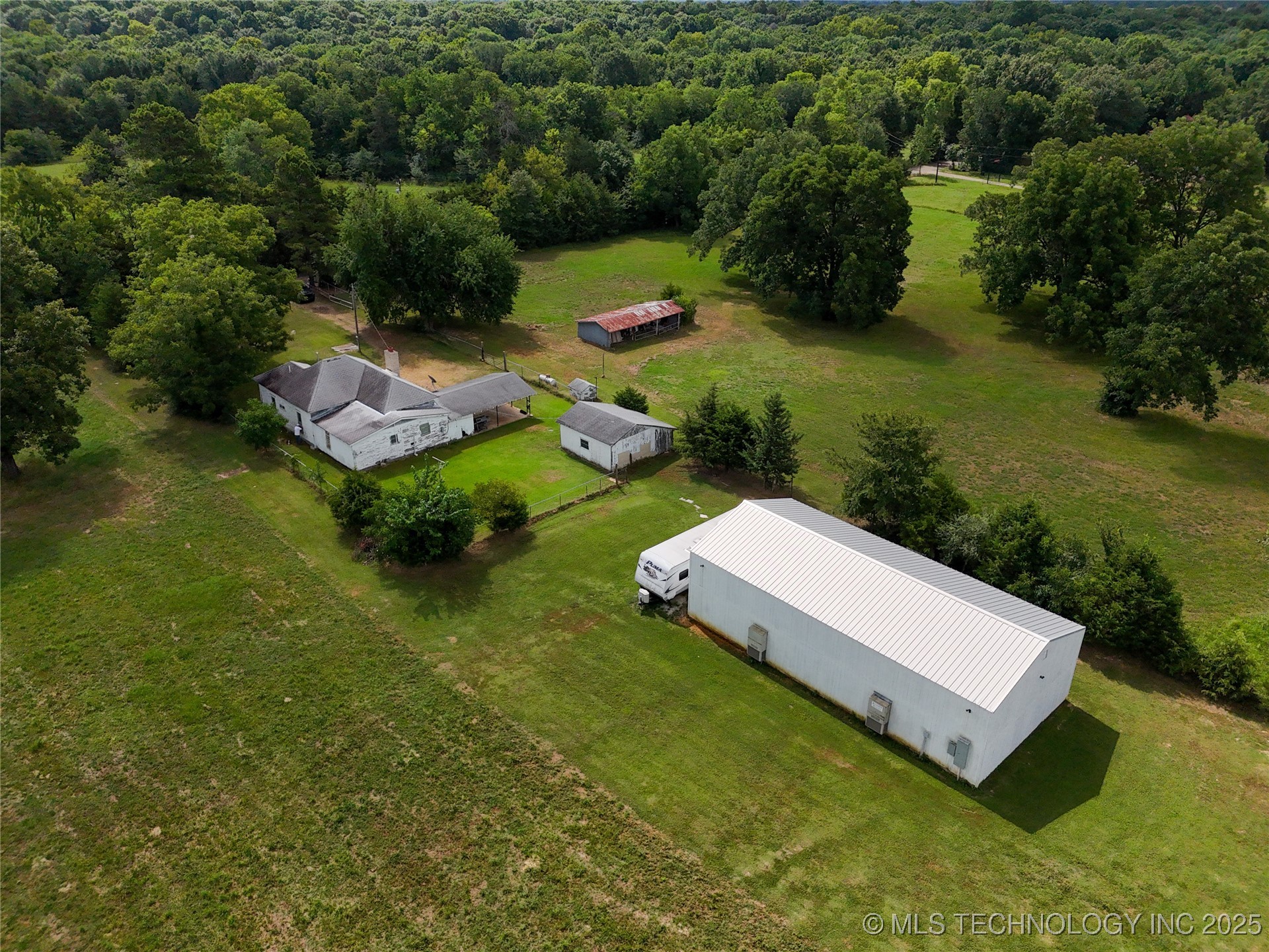 652 N 4230 Road Property Photo 1