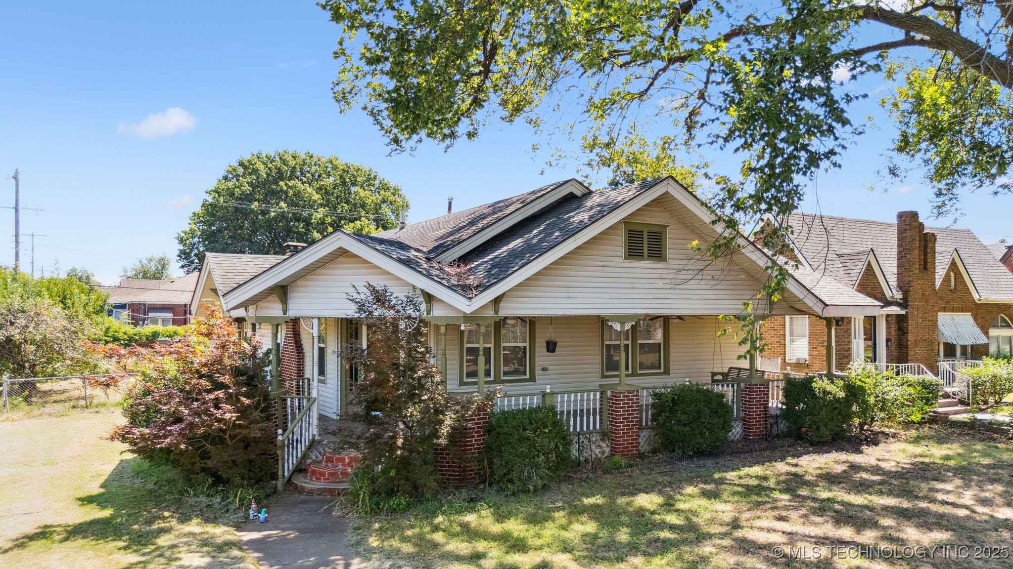 1401 S Indianapolis Avenue Property Photo 1