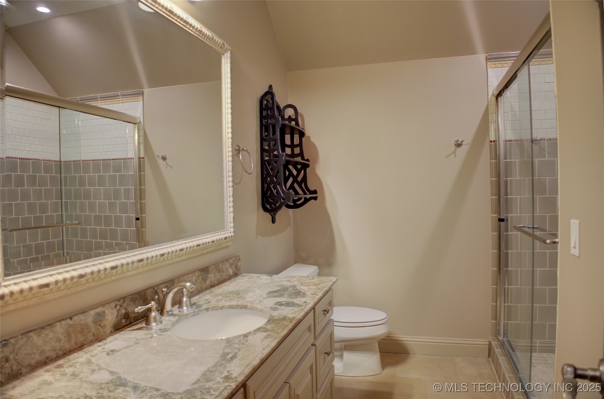 6619 E 109th Street Property Photo 44