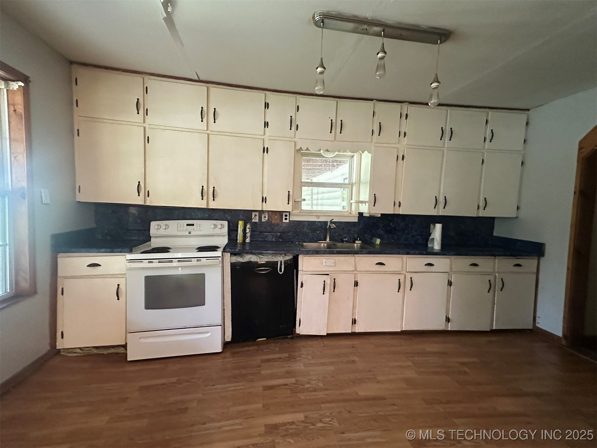 206 Sw Oak Street Property Photo 11