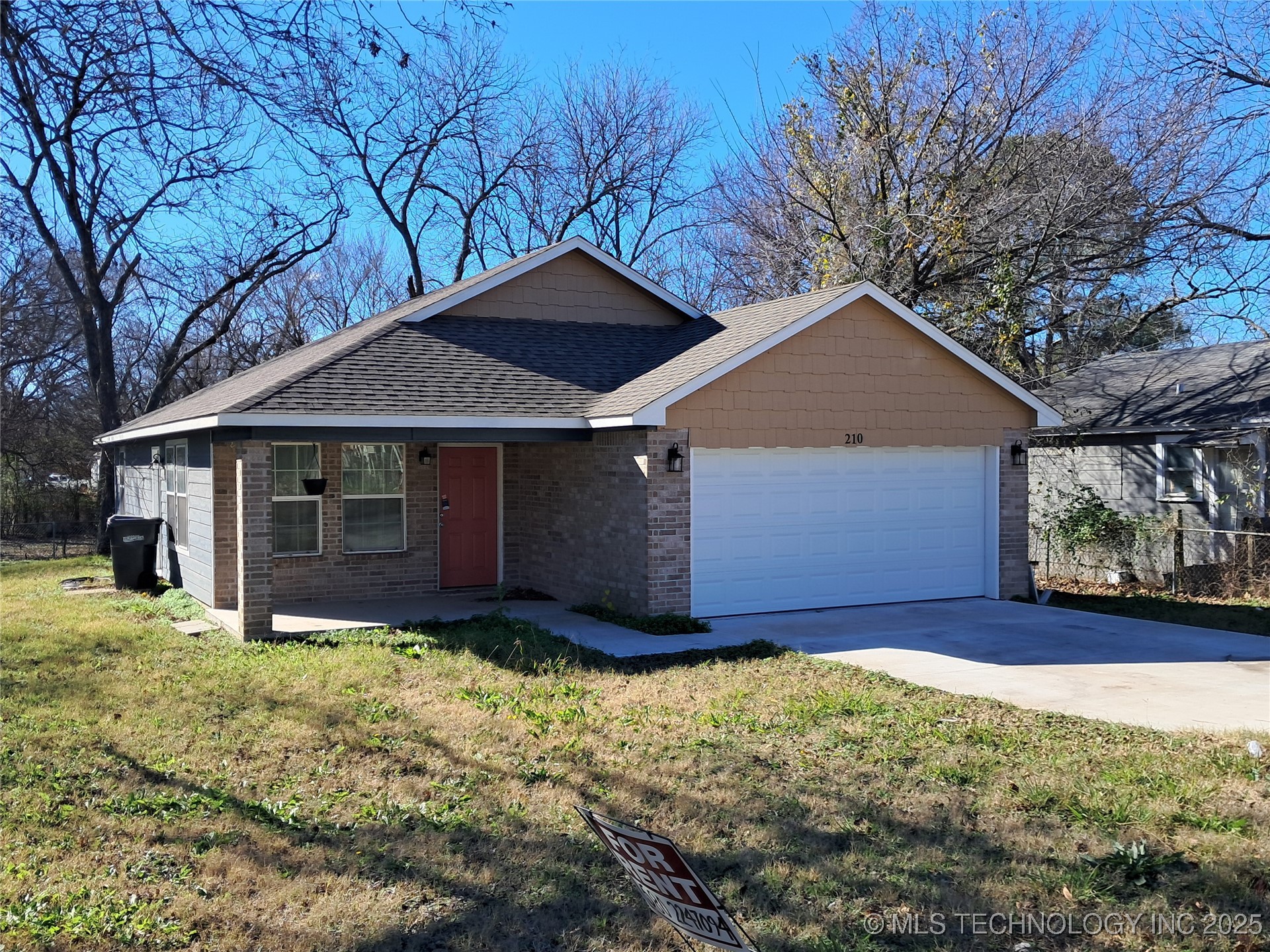 210 9th Se Property Photo 1