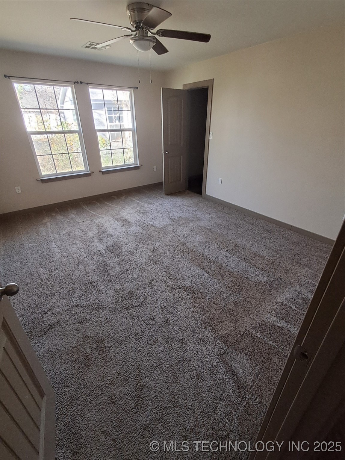 210 9th Se Property Photo 9