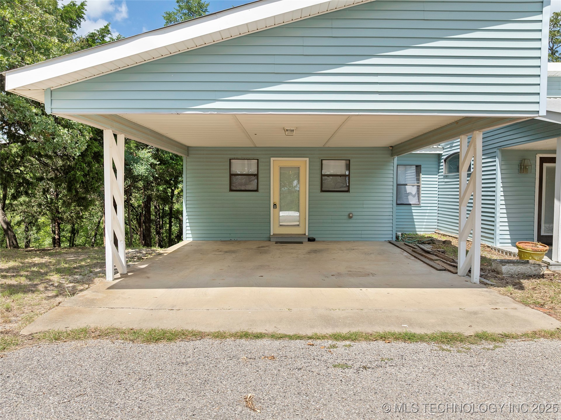 296 Ridgeview Road Property Photo 3