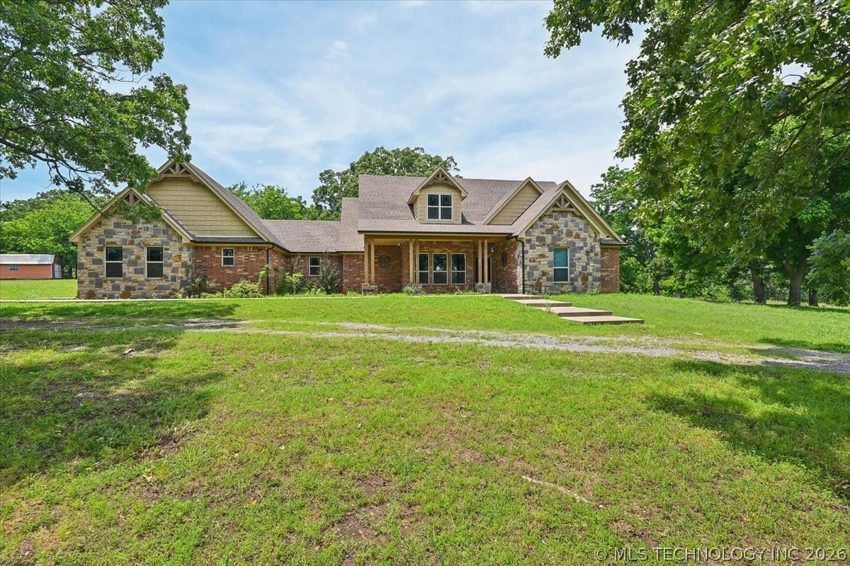 121 Quanah Road Property Photo 2