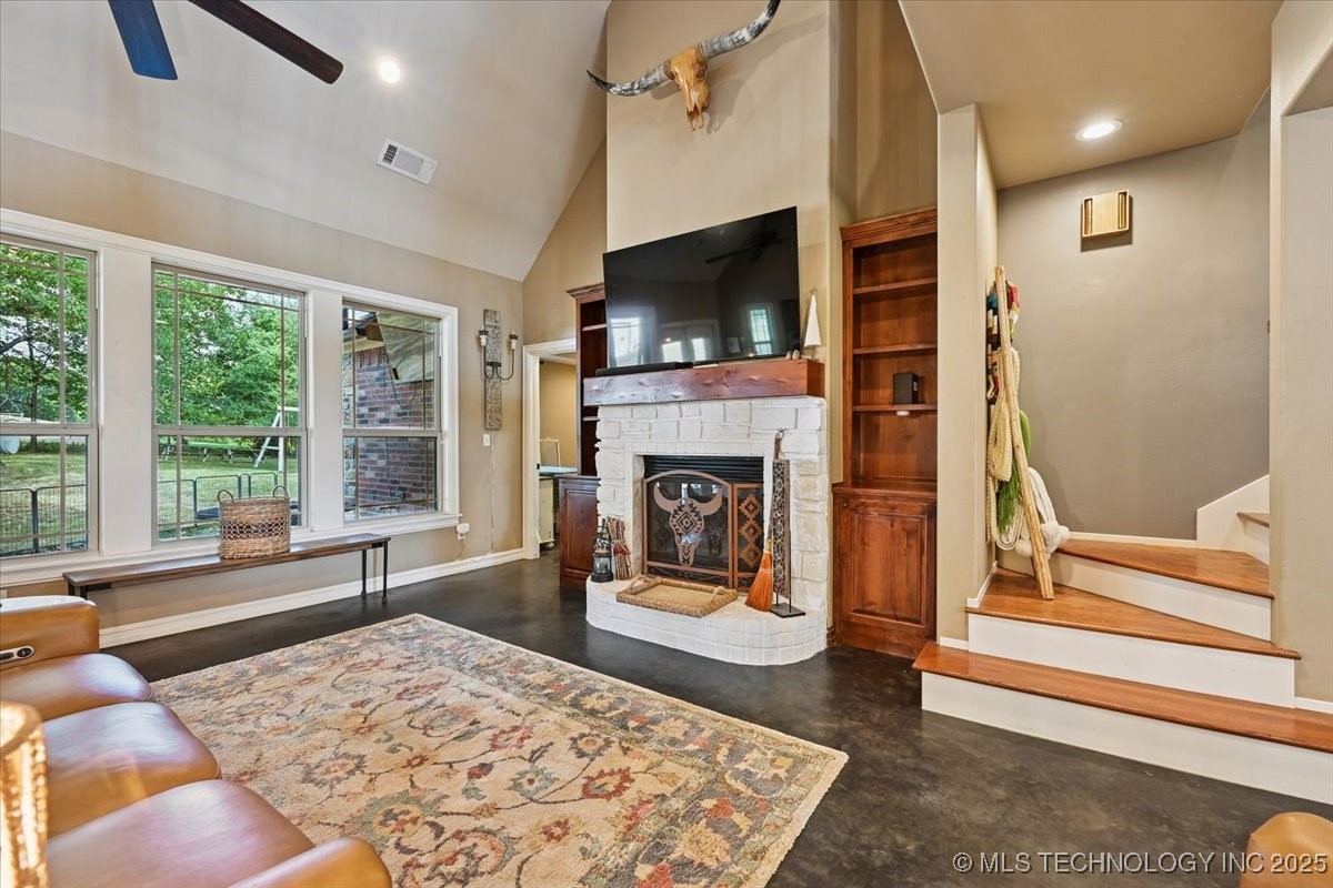 121 Quanah Road Property Photo 11