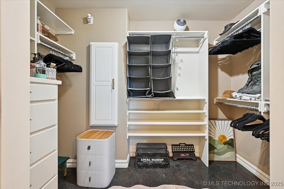 121 Quanah Road Property Photo 24