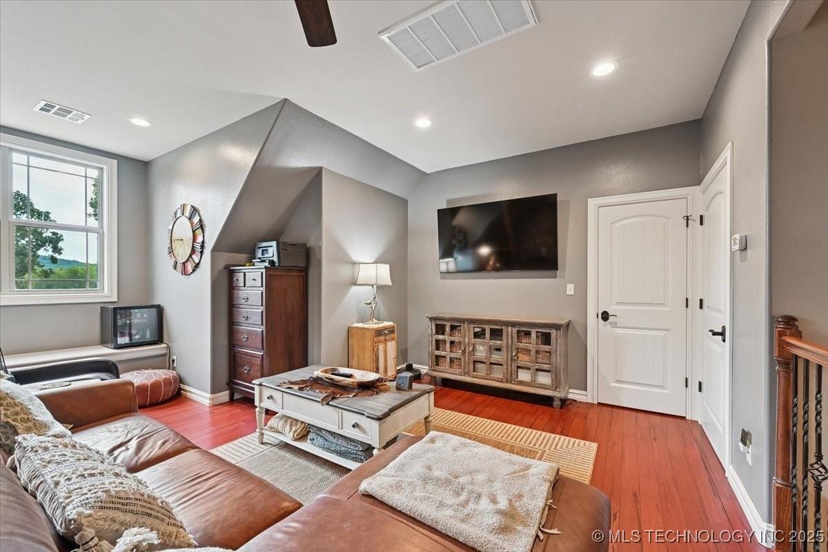 121 Quanah Road Property Photo 26