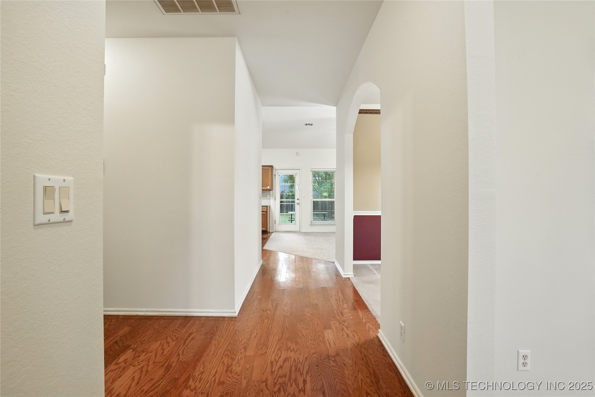 19802 E 38th Street S Property Photo 5