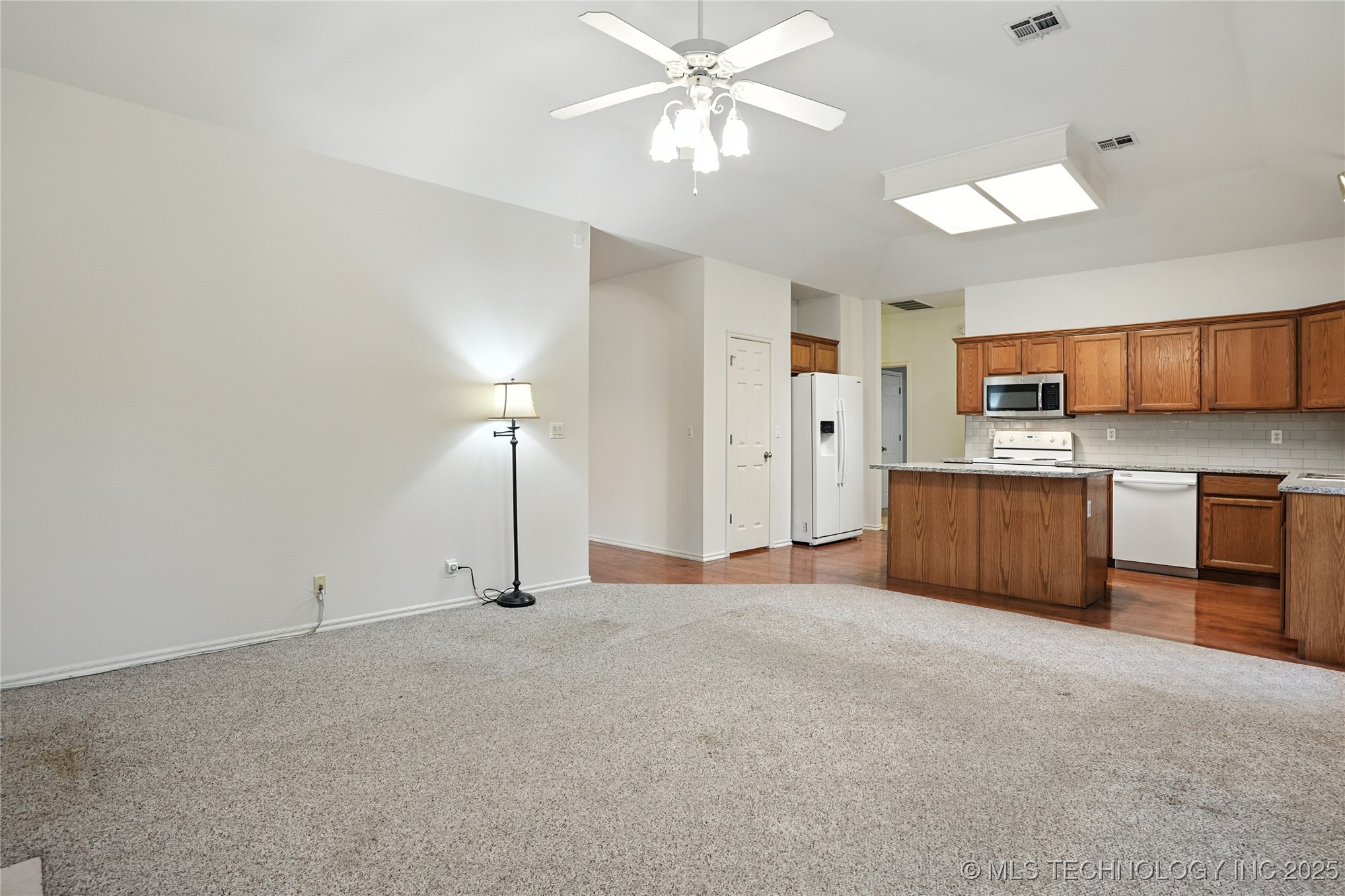 19802 E 38th Street S Property Photo 20