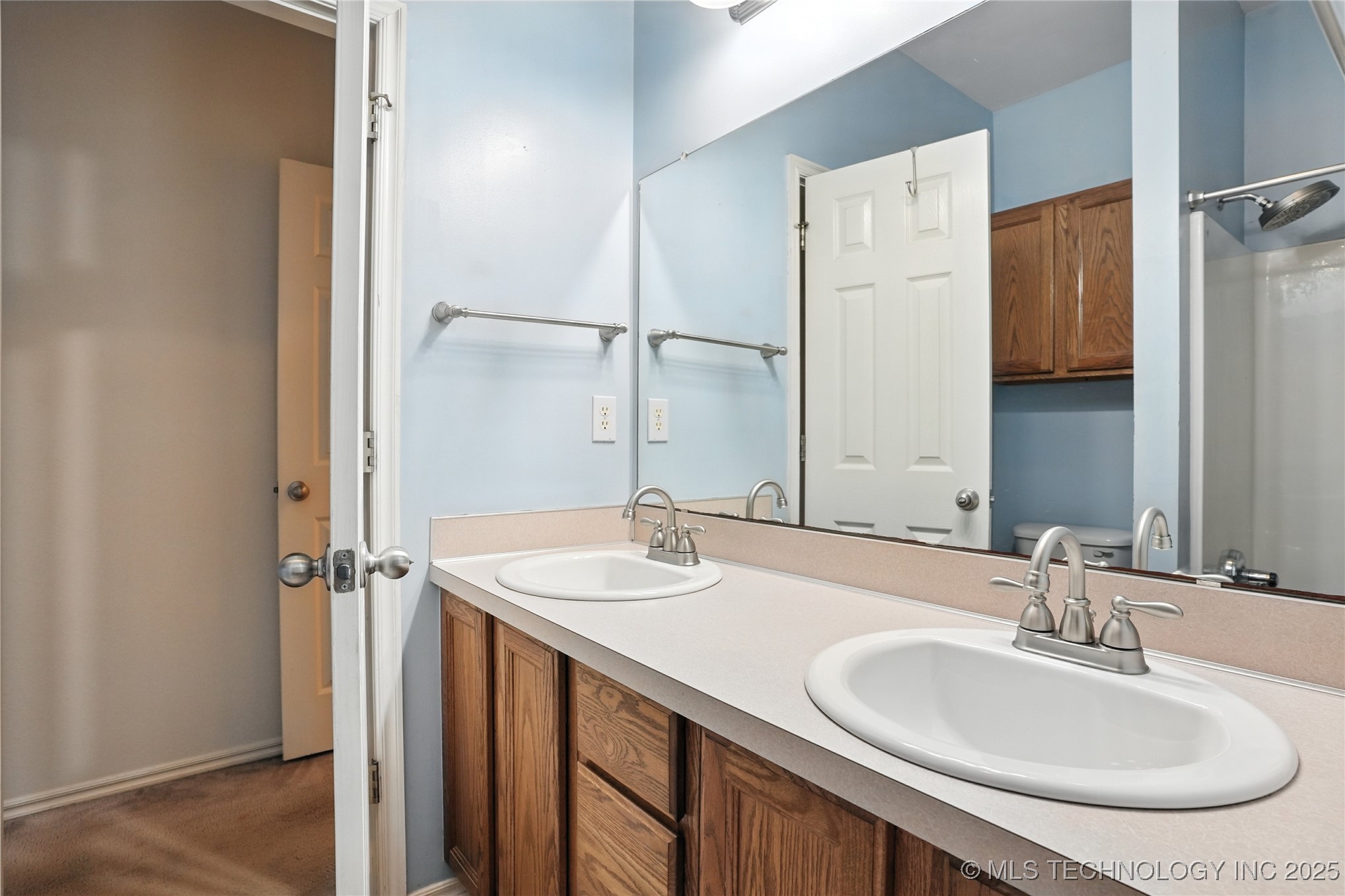 19802 E 38th Street S Property Photo 36