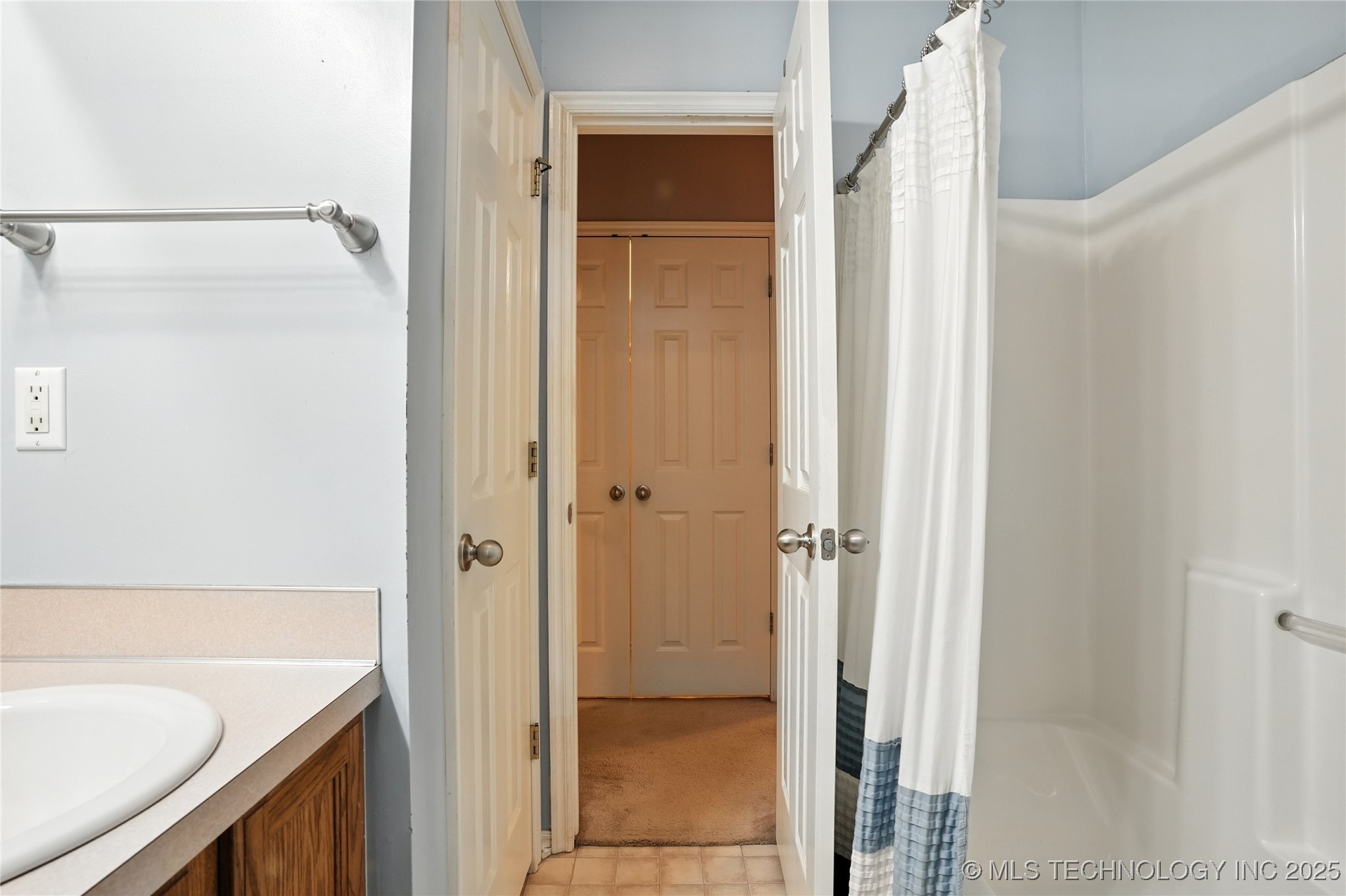 19802 E 38th Street S Property Photo 38