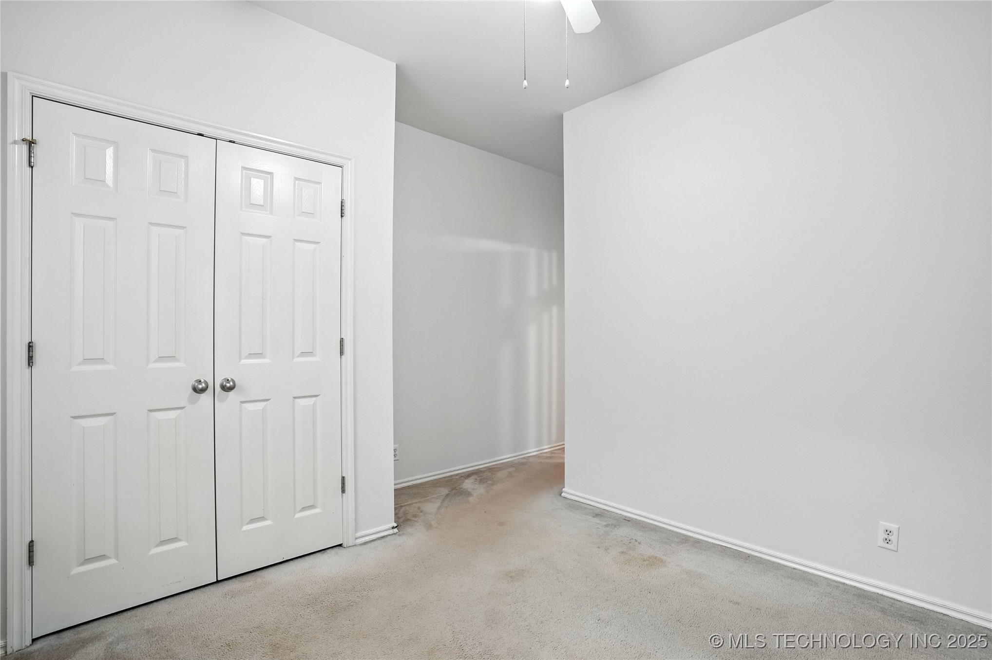 19802 E 38th Street S Property Photo 40