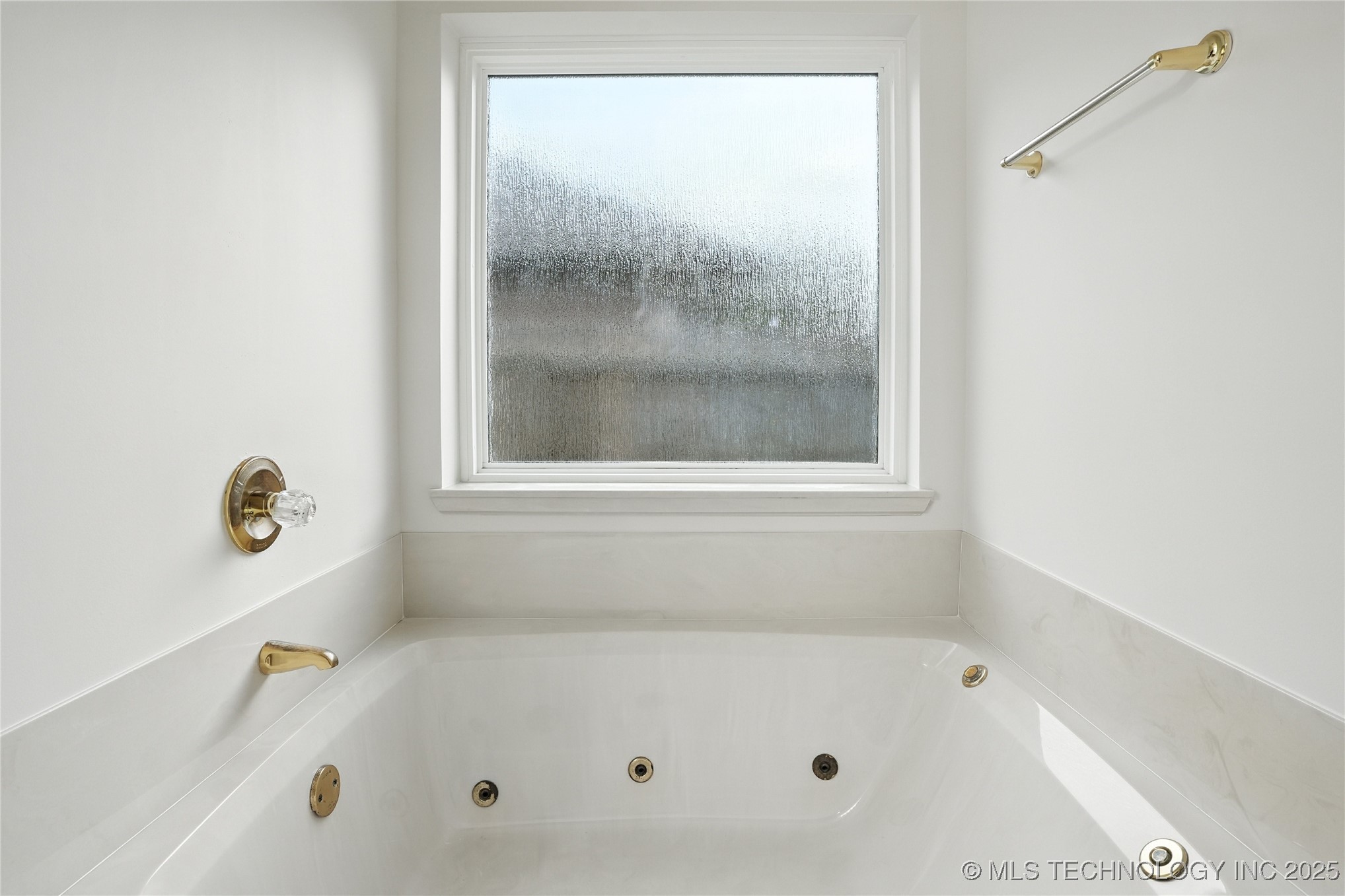 19802 E 38th Street S Property Photo 46