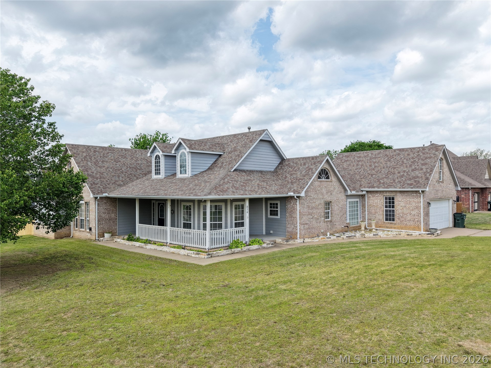 814 S Tall Chief Avenue Property Photo 45