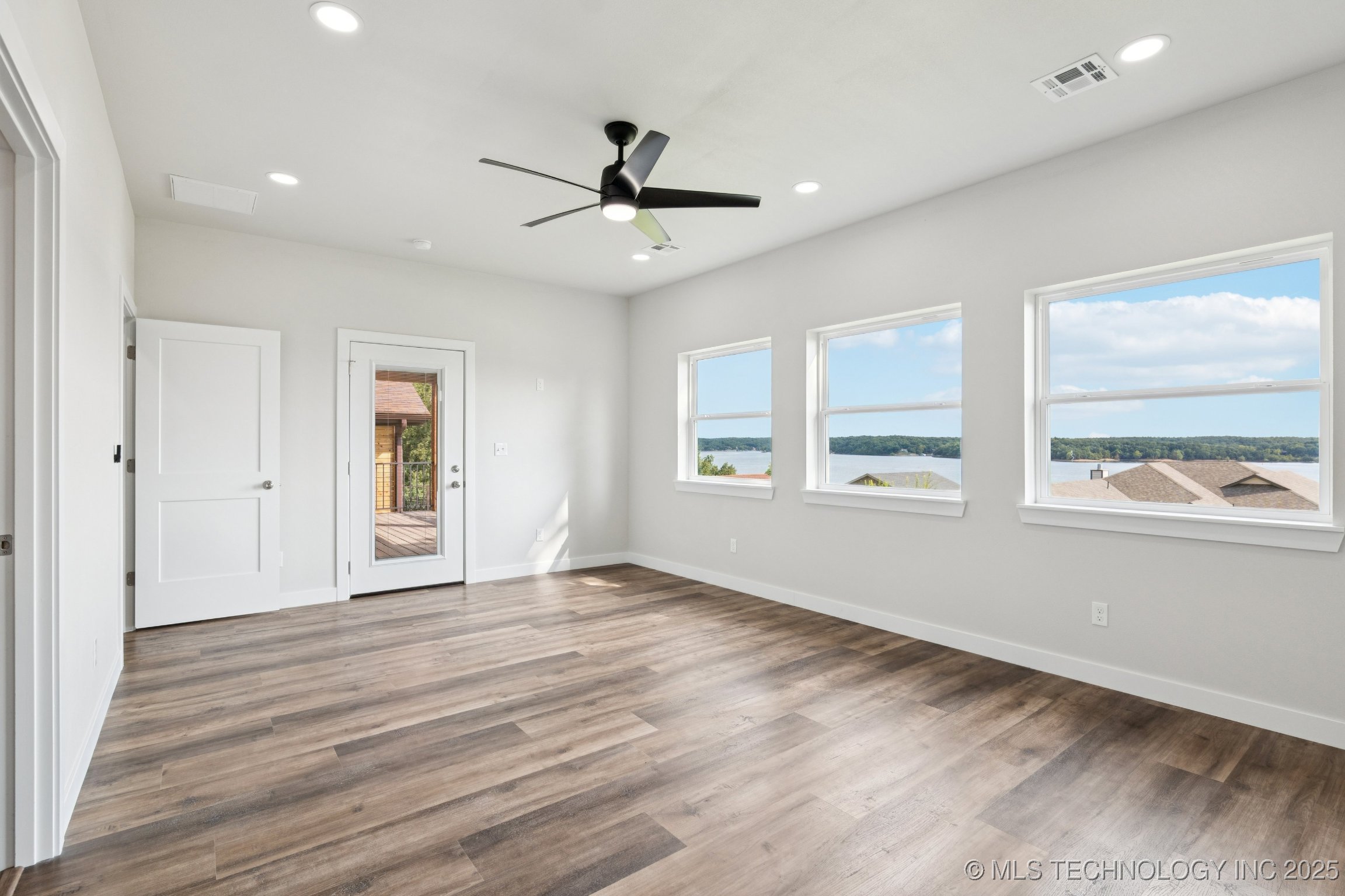 452711 Preakness Drive Property Photo 12