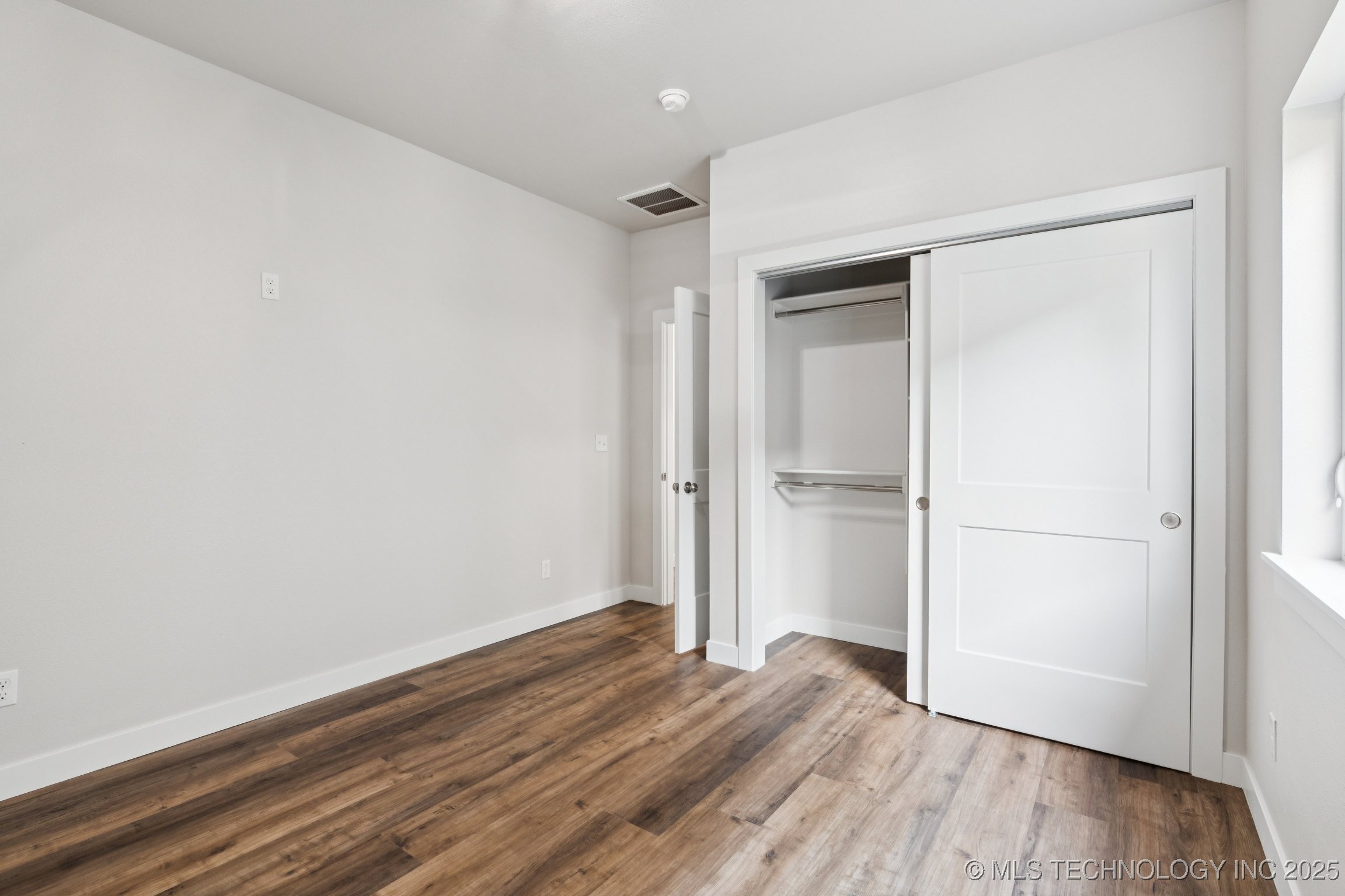 452711 Preakness Drive Property Photo 20