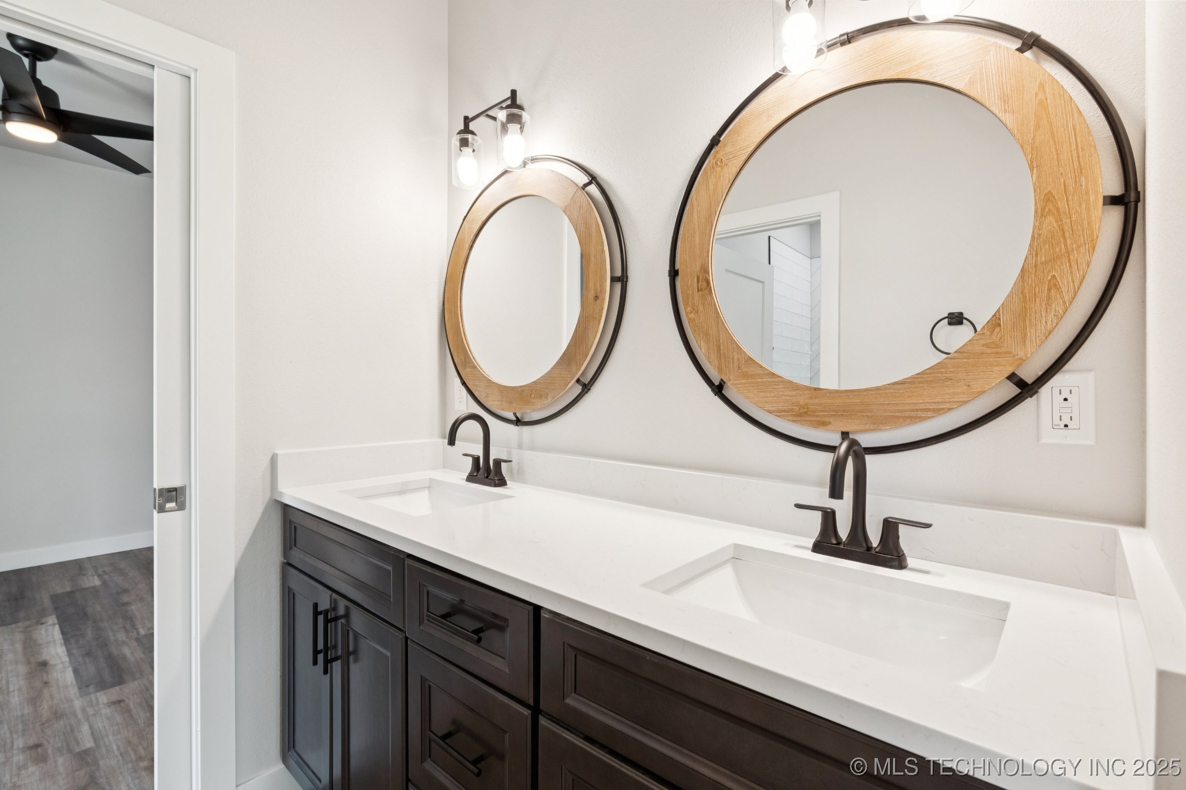 452711 Preakness Drive Property Photo 25