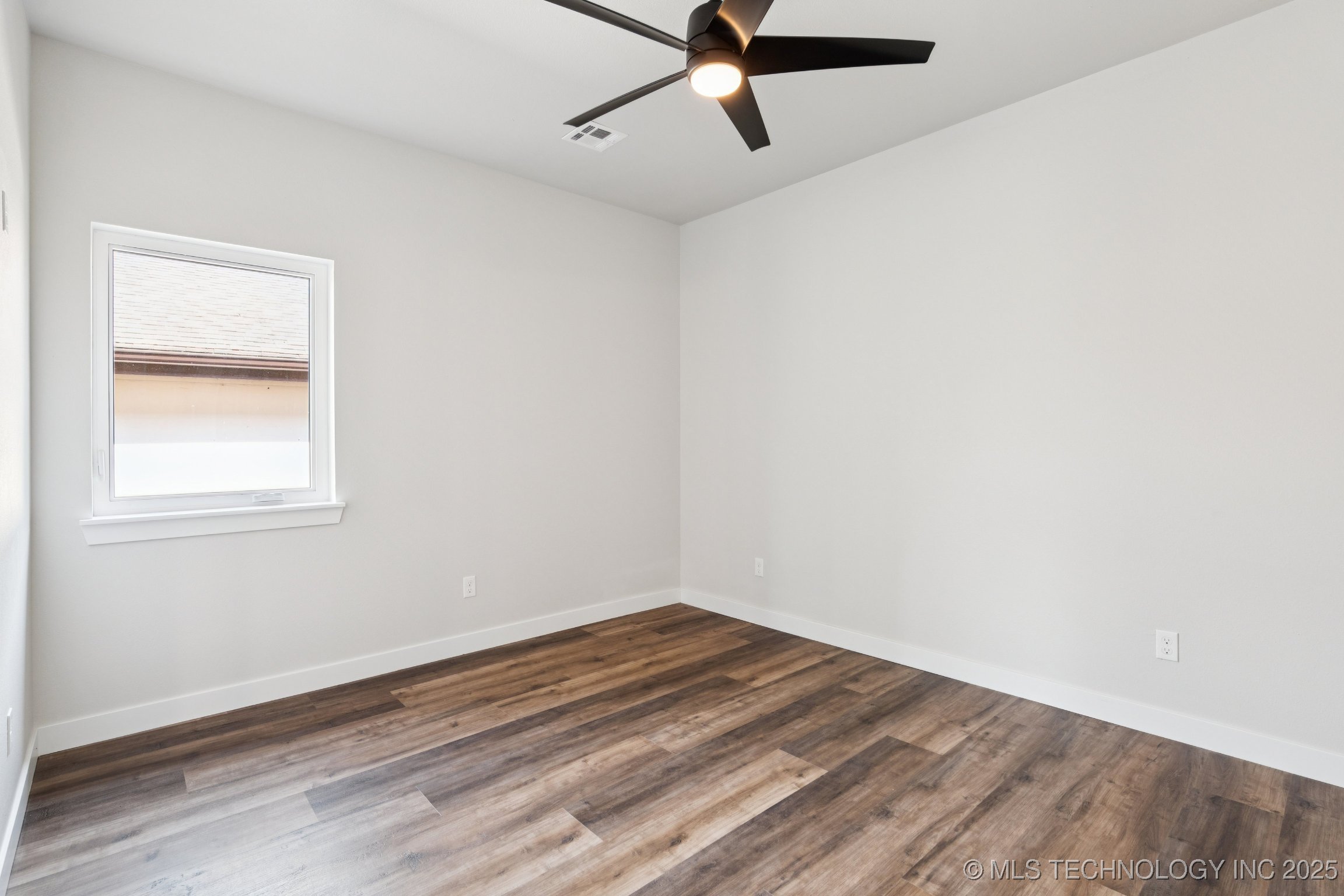 452711 Preakness Drive Property Photo 28