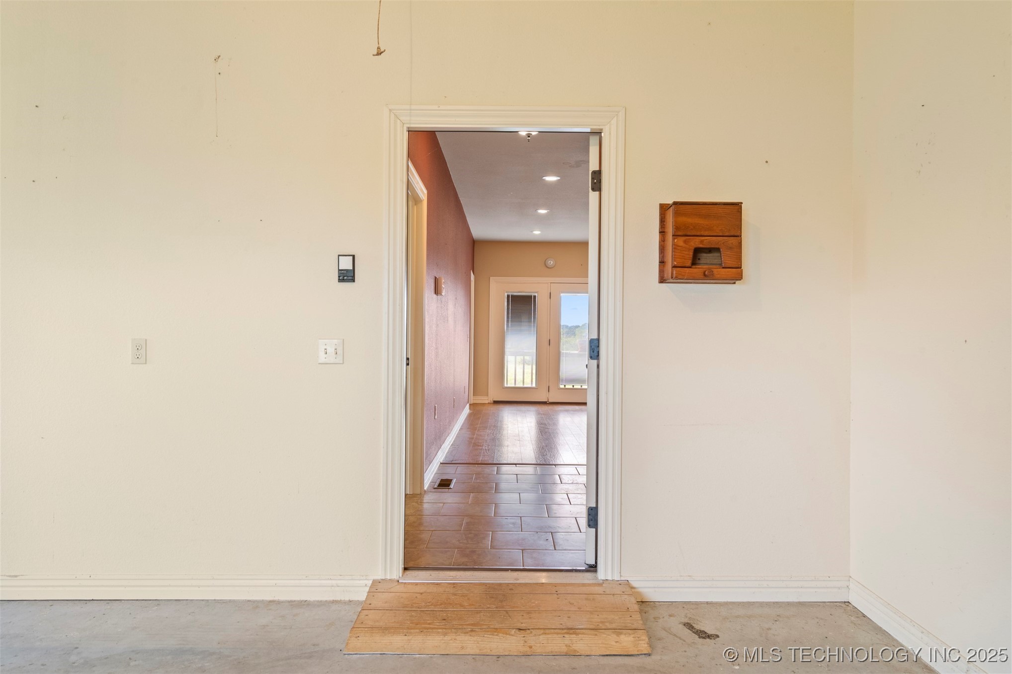 469734 E 660 Road Property Photo 35
