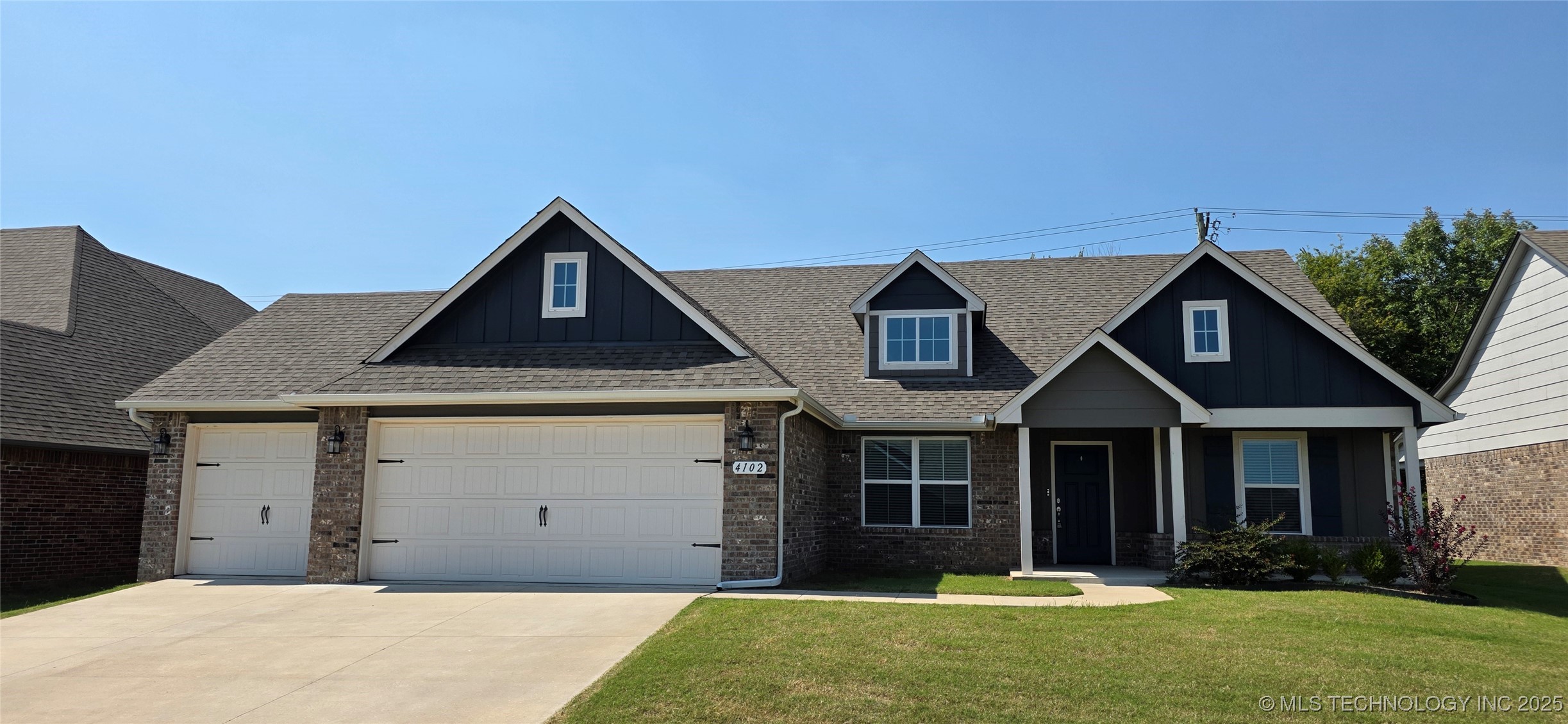 4102 S 12th Place Property Photo 1