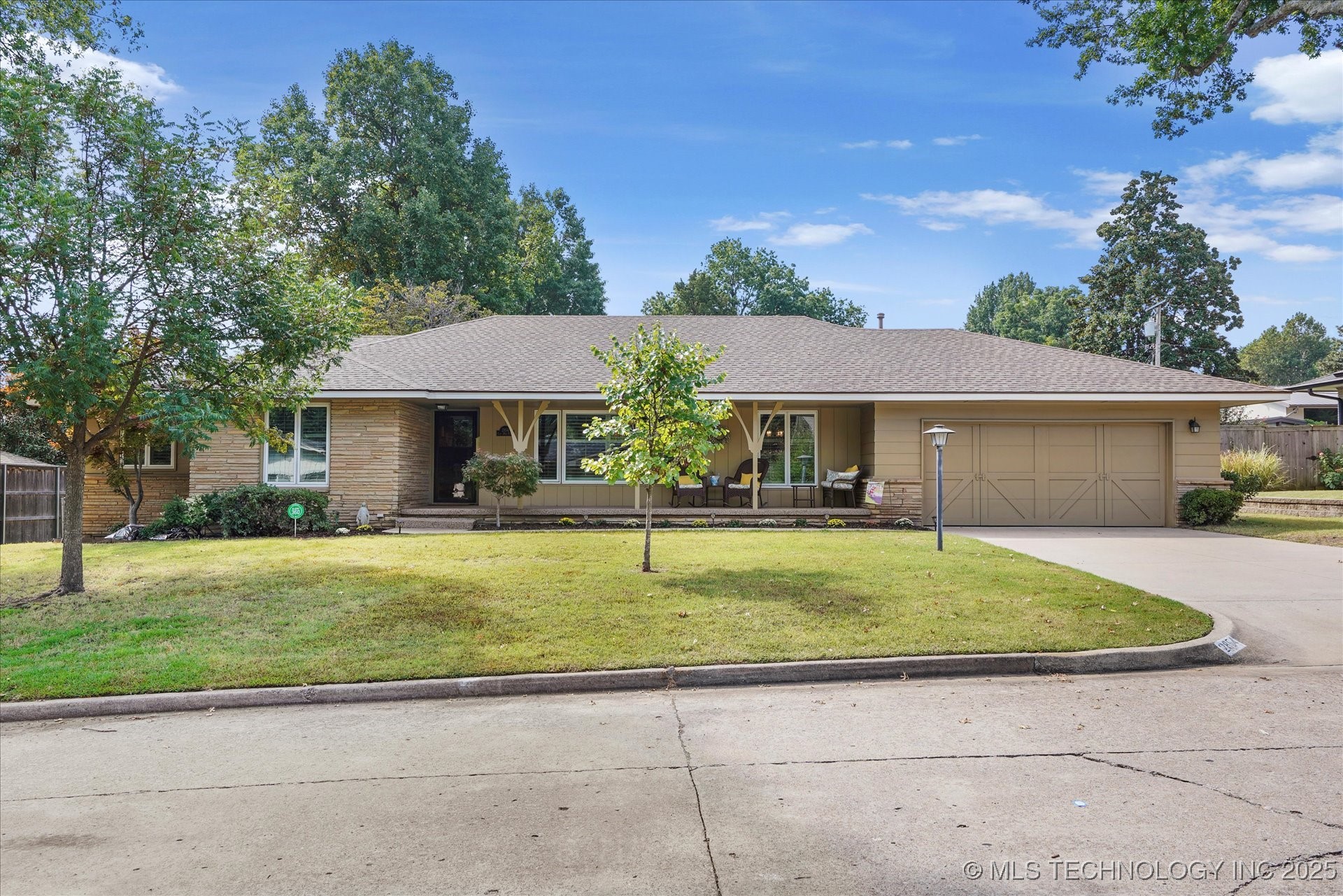 2854 E 36th Place Property Photo 1