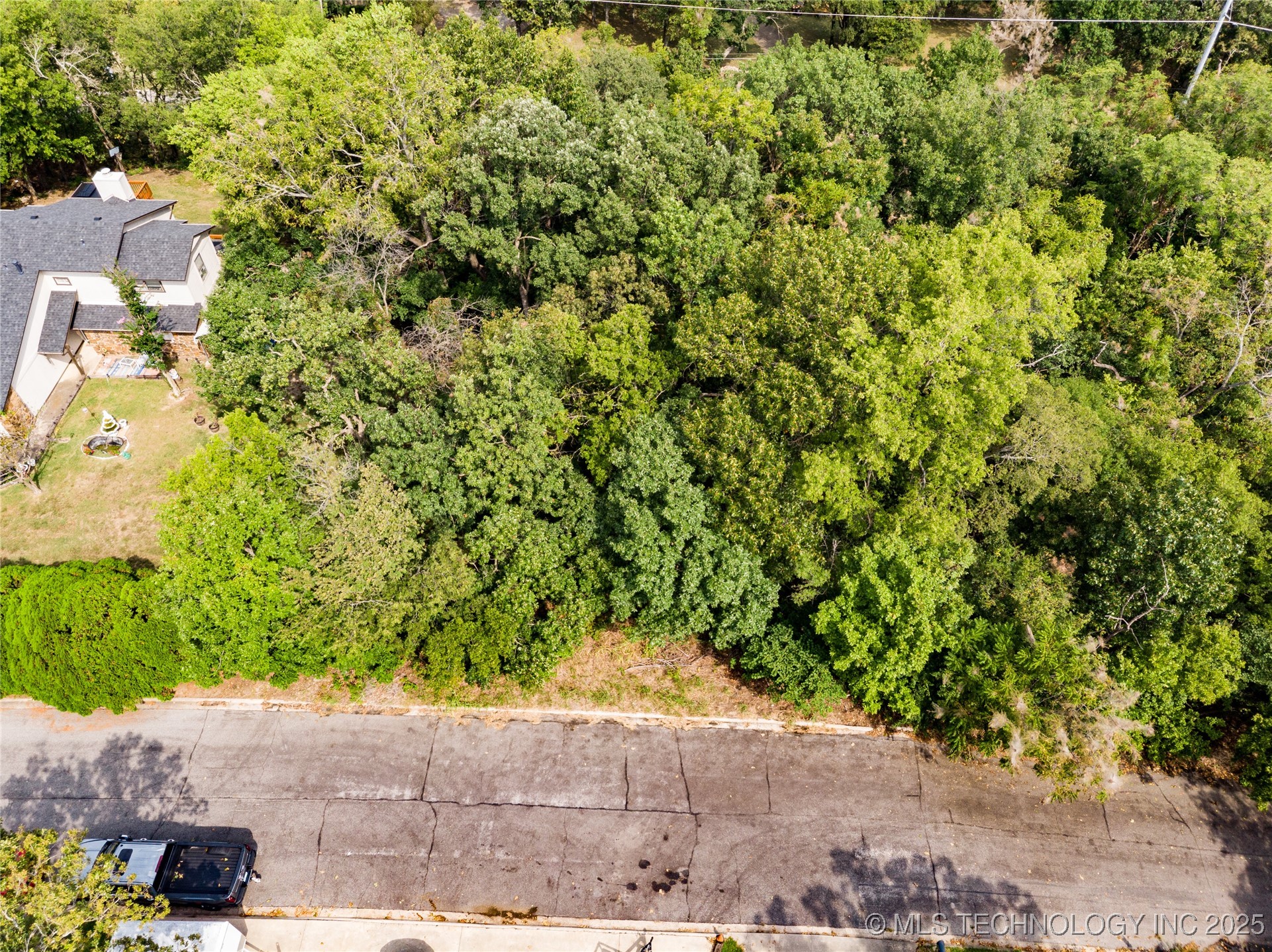 Woodcrest Lane Property Photo 4