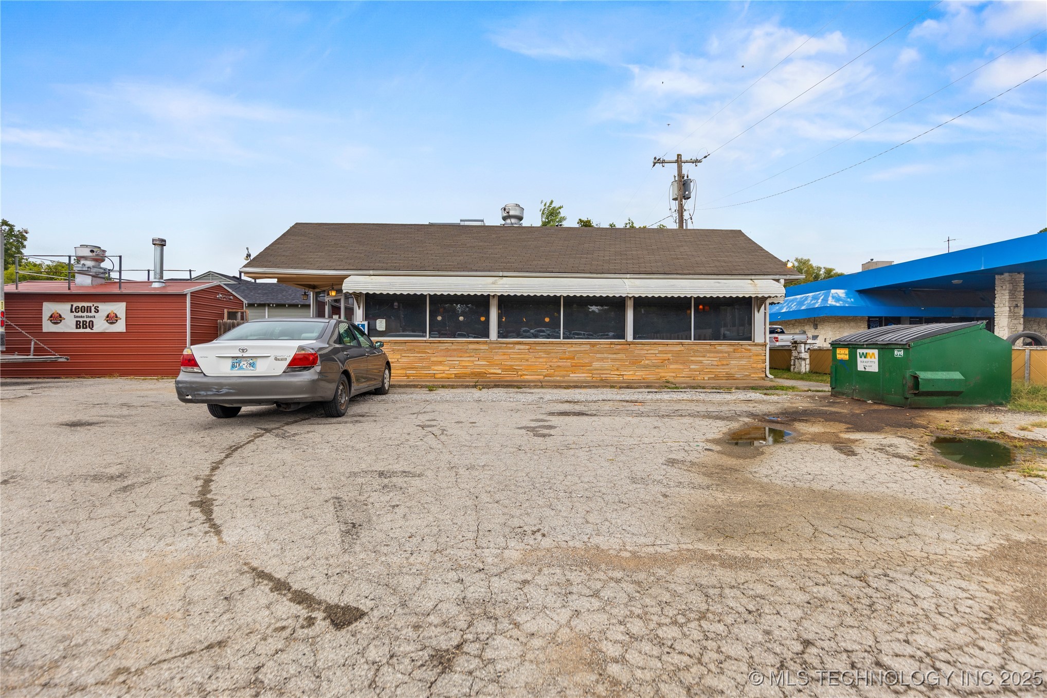 601 S Sheridan Road Property Photo 1