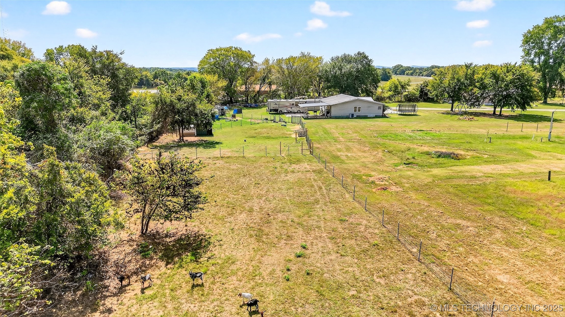 44 Minnow Cove Property Photo 7