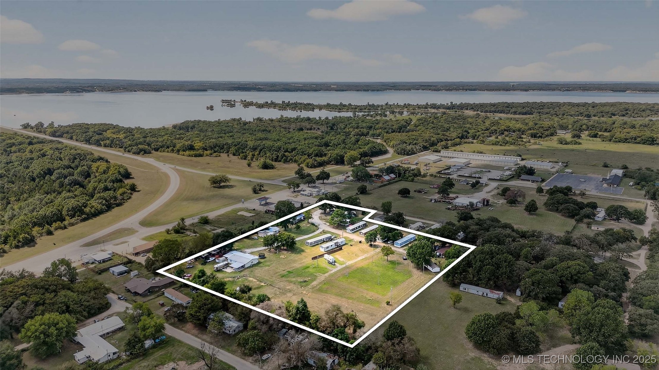 44 Minnow Cove Property Photo 27
