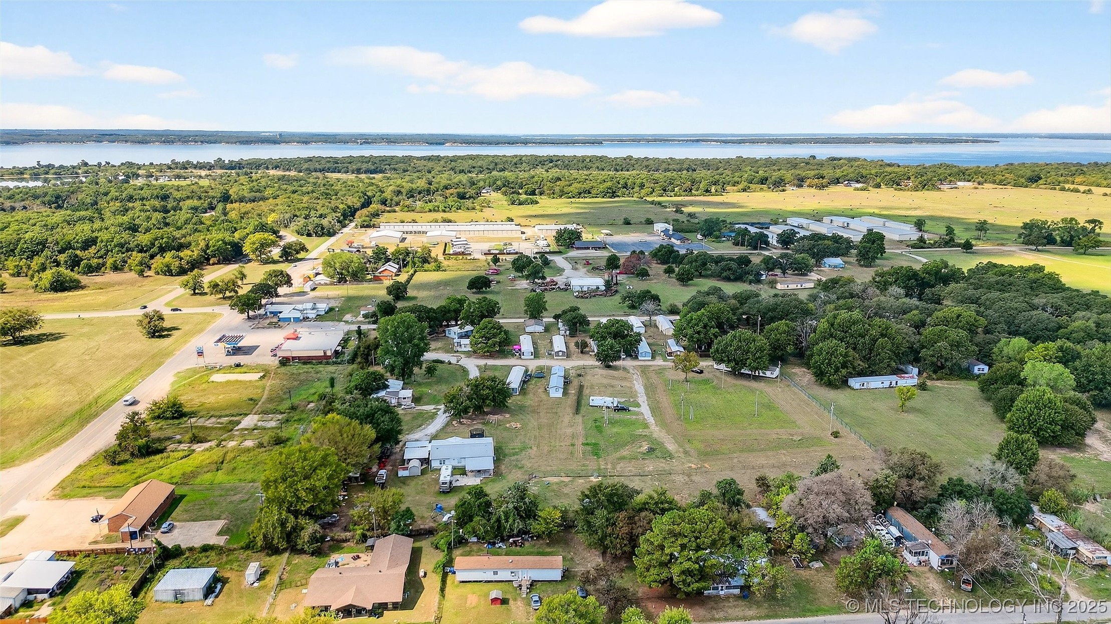 44 Minnow Cove Property Photo 34