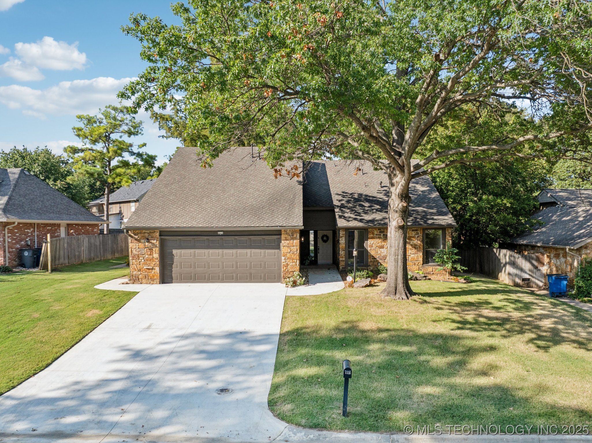 6629 E 88th Street Property Photo 1
