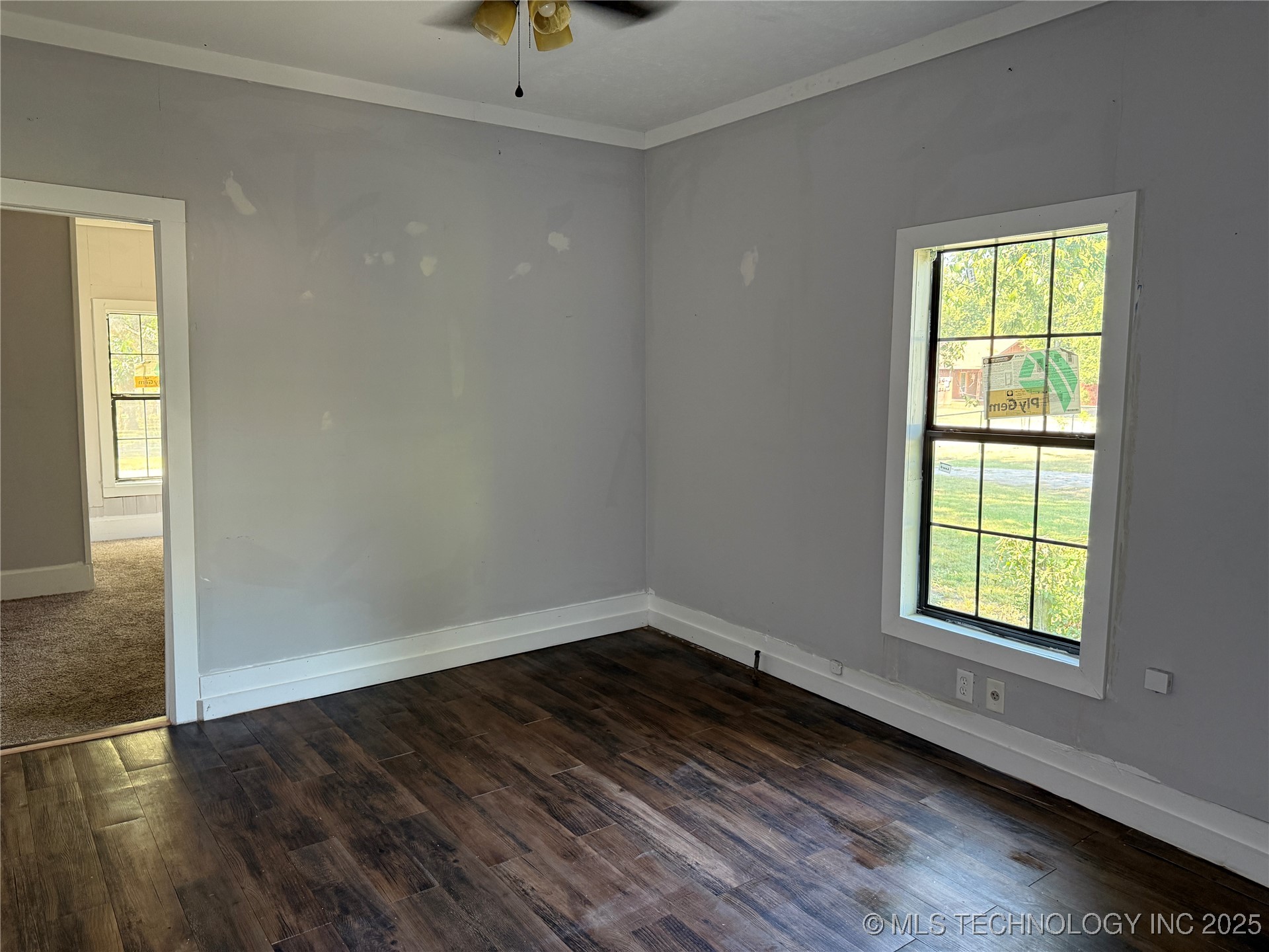 629 E Broadway Property Photo 15