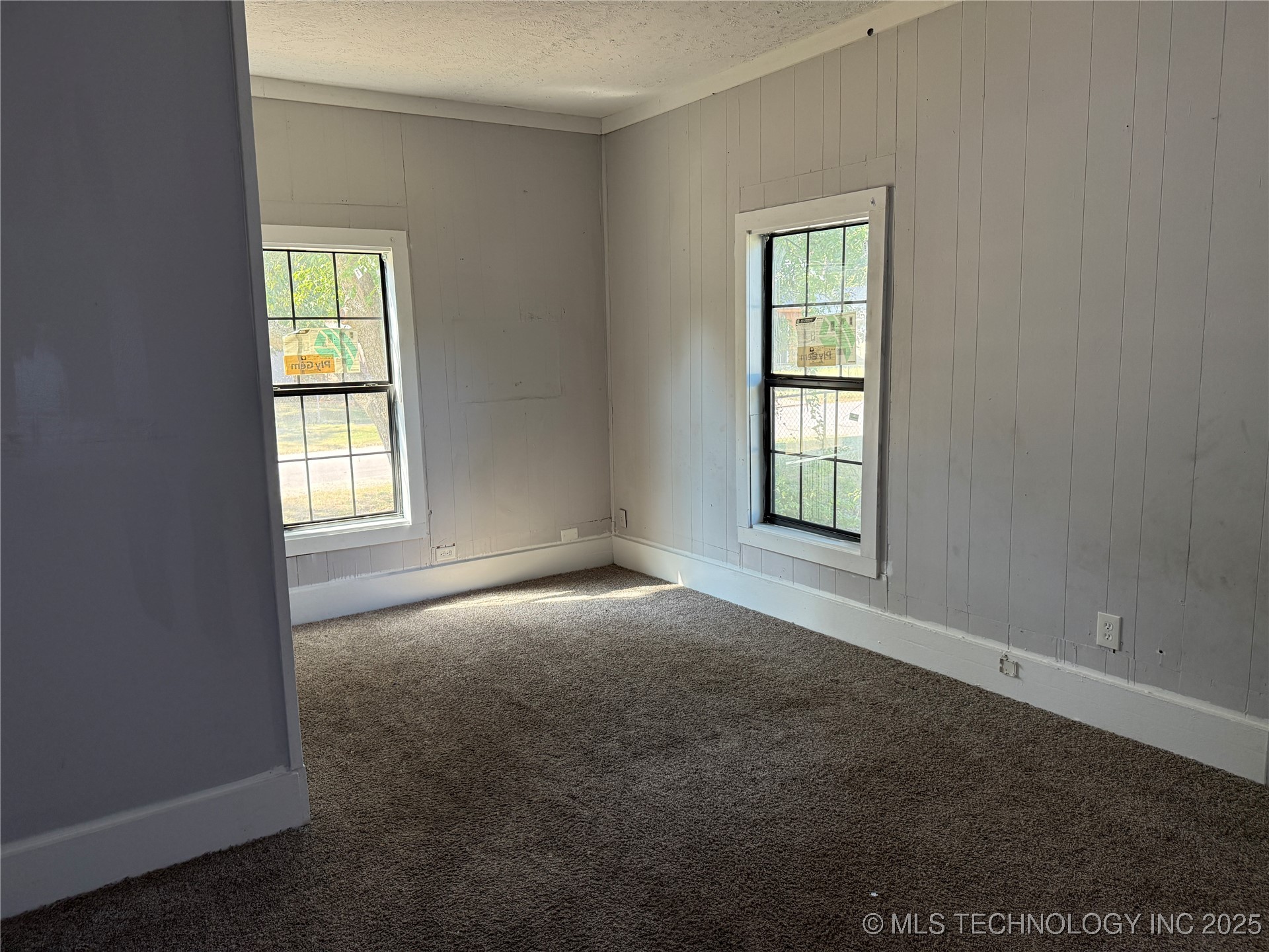 629 E Broadway Property Photo 16