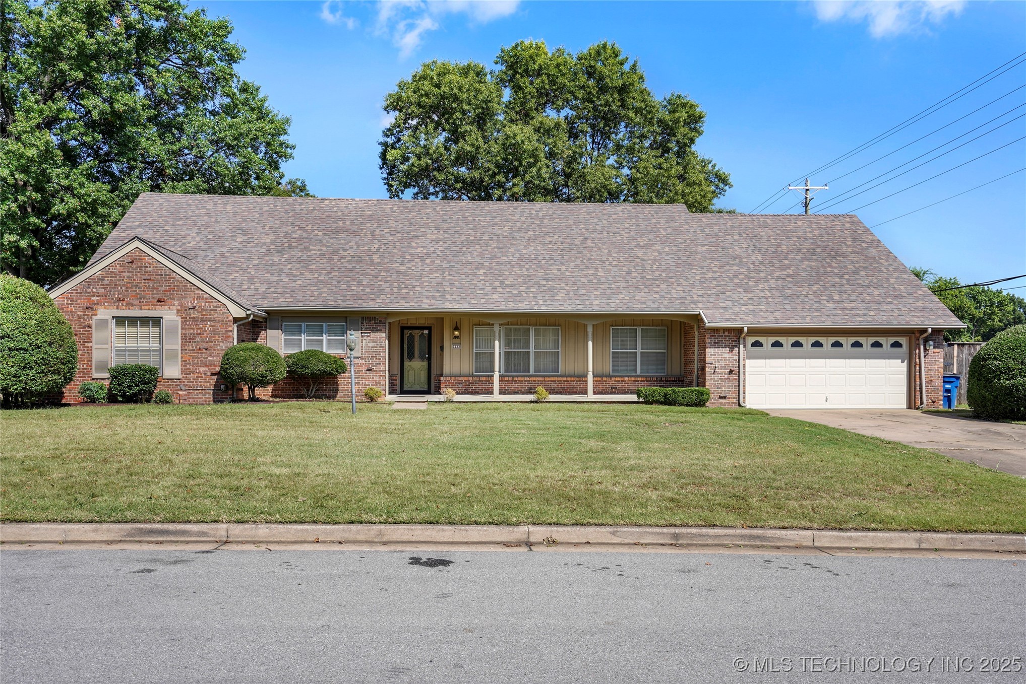 3233 E 57th Street Property Photo 1