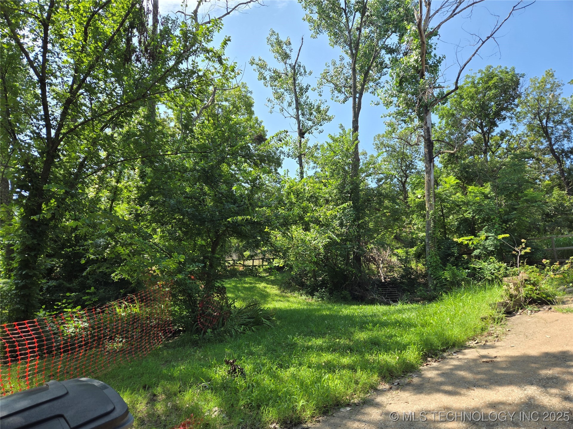 1274 Sleepy Hollow Drive Property Photo 11