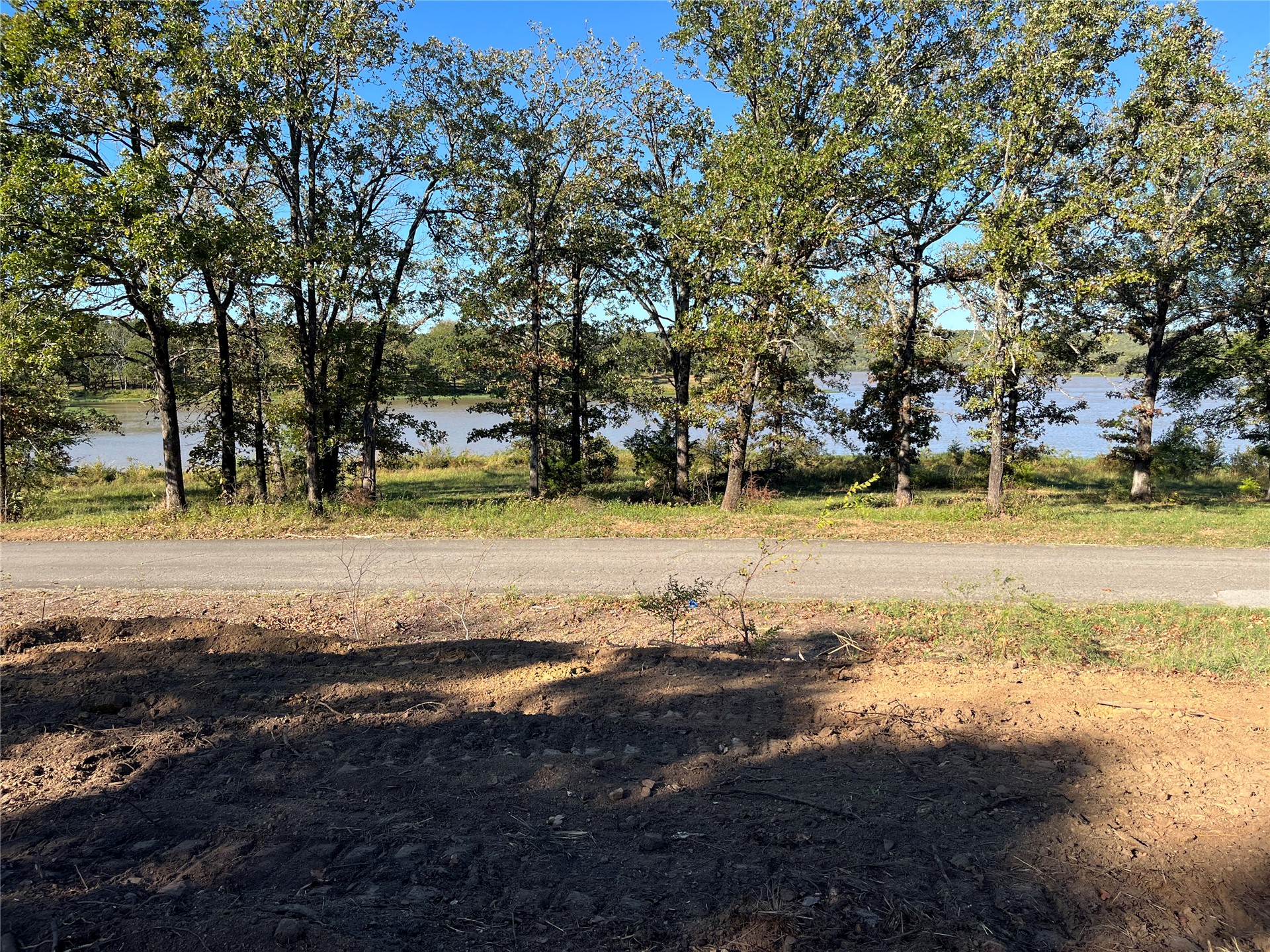 02 250 Road Property Photo 6