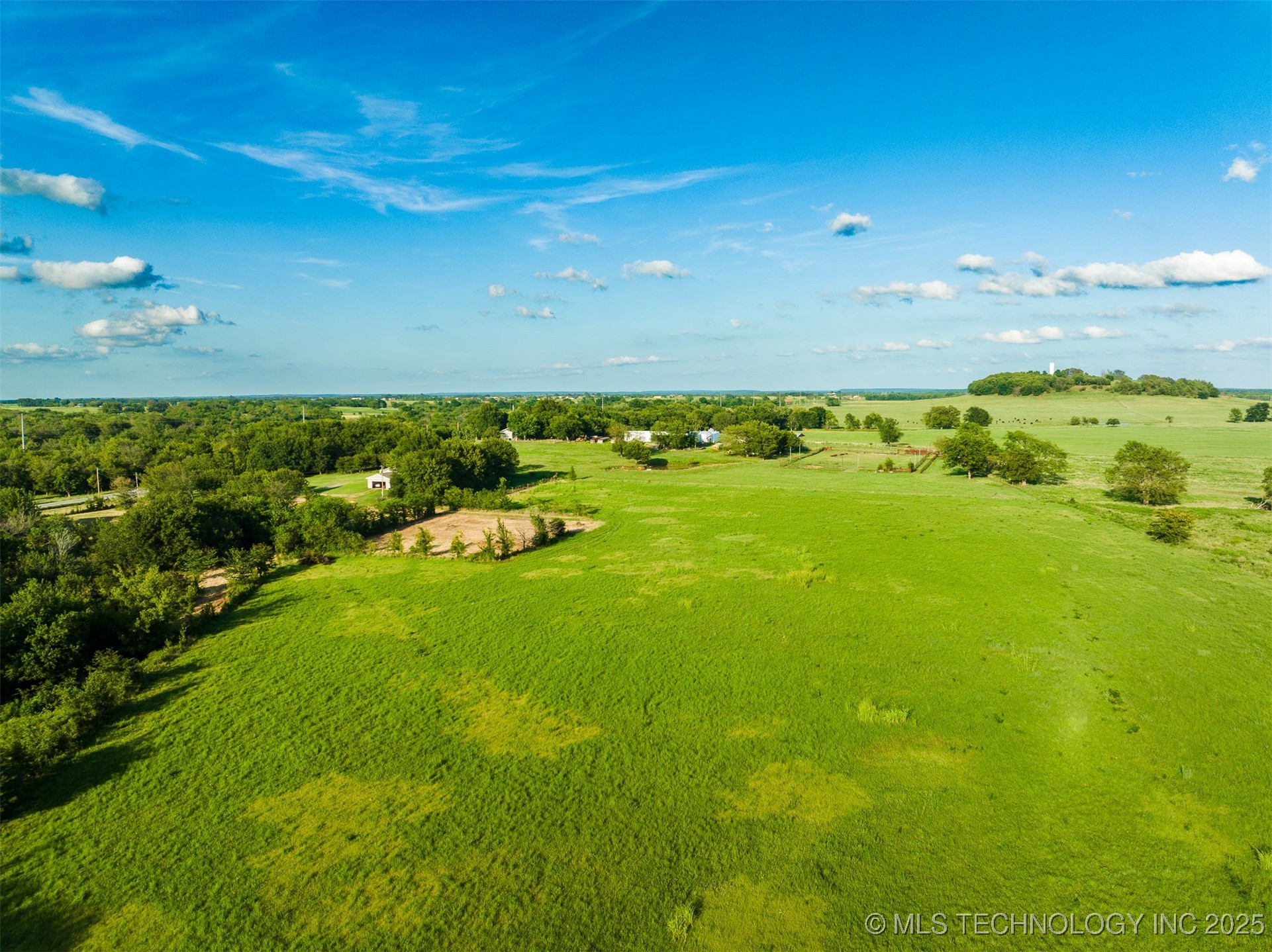 3 N Old Town Road Property Photo 16