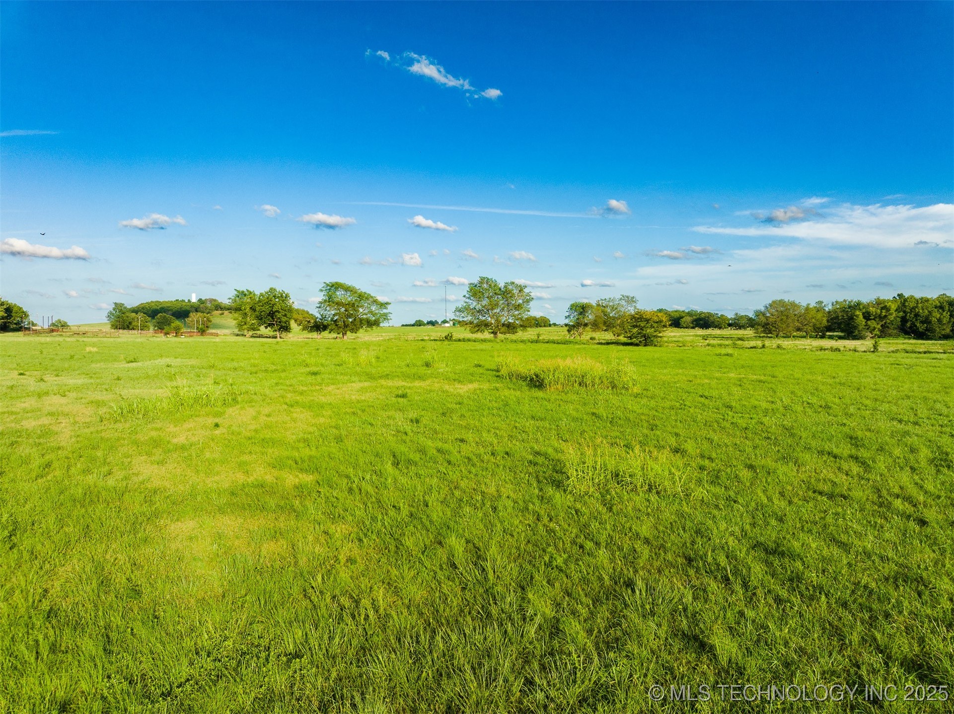 3 N Old Town Road Property Photo 41