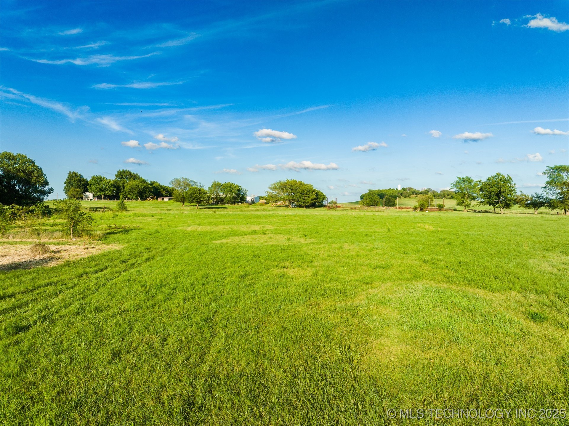 3 N Old Town Road Property Photo 42