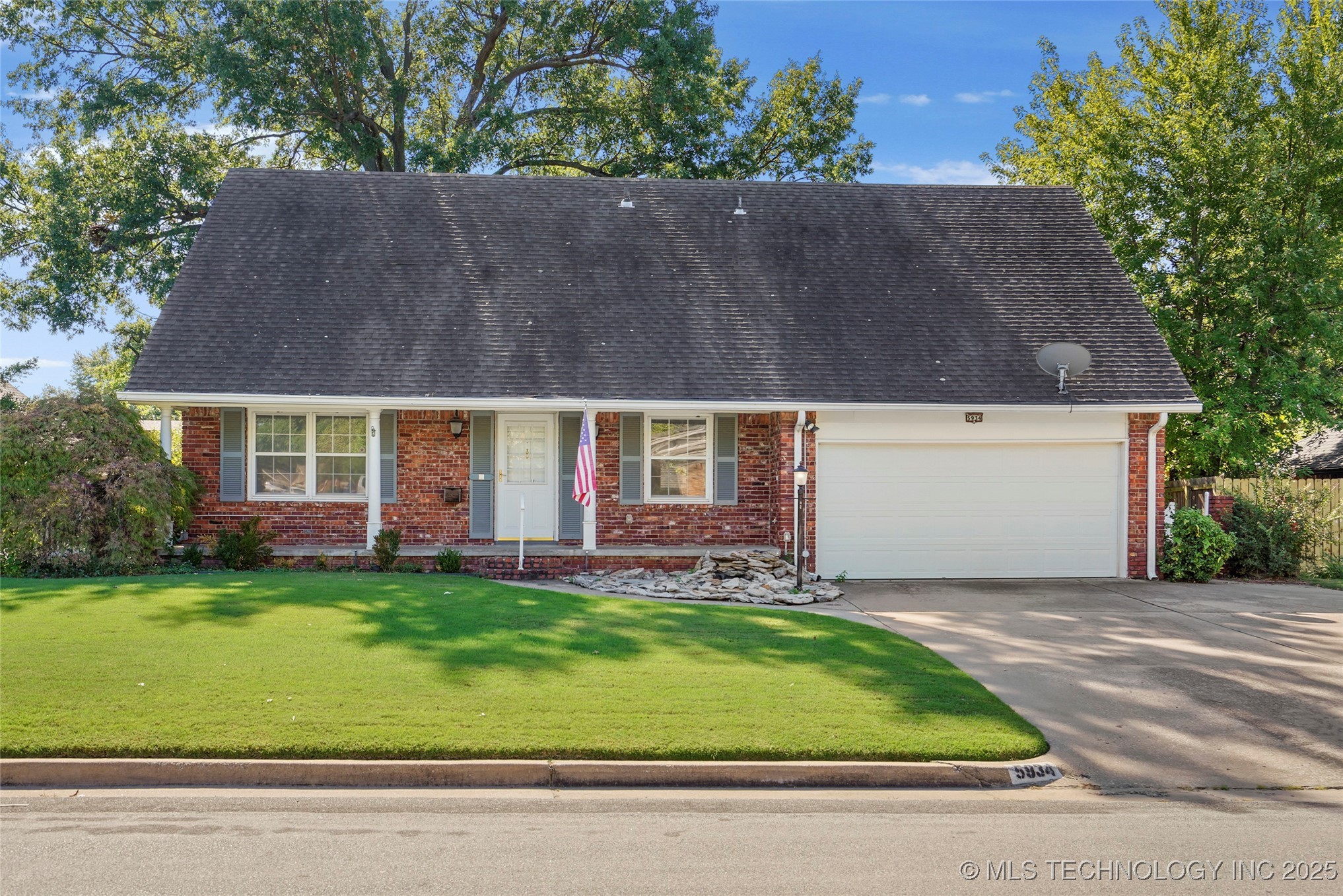 5934 E 48th Street Property Photo 1