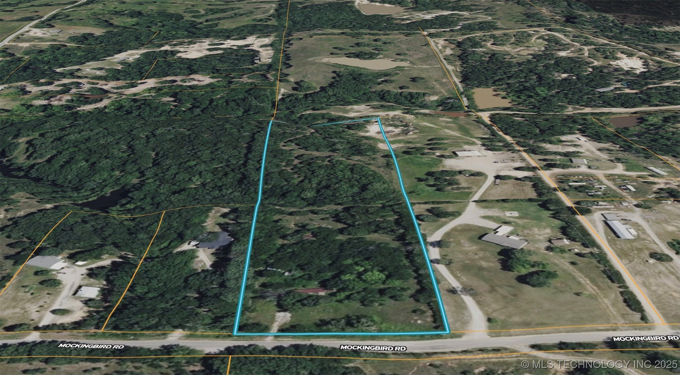 2048 Mockingbird Property Photo 8