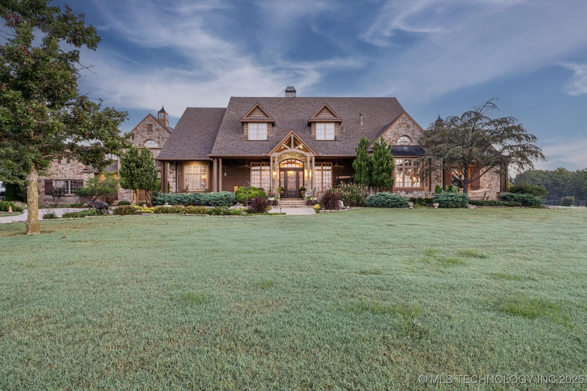 Picture of 19555 S Memorial Drive