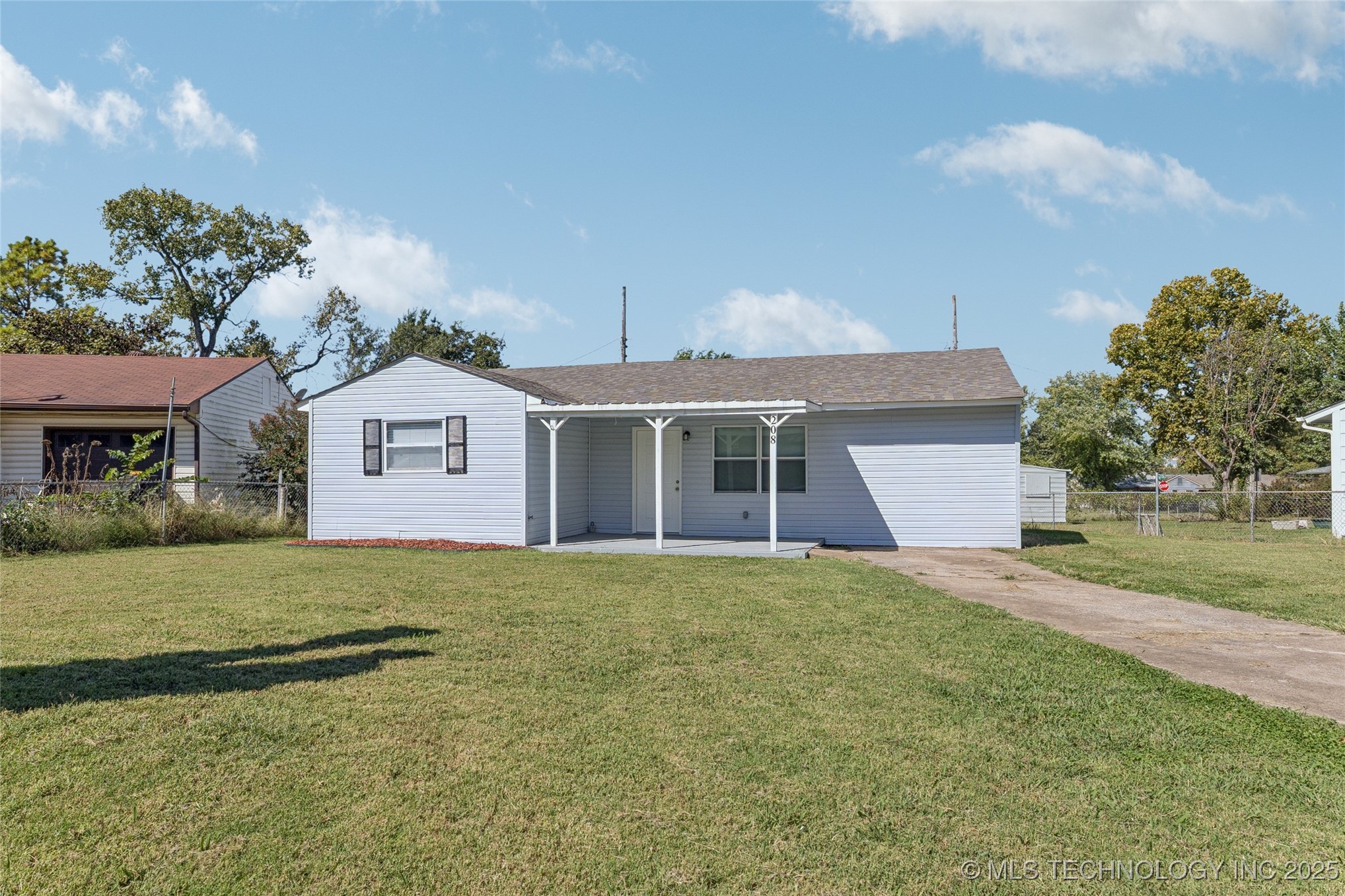 208 S 199th East Avenue Property Photo 1